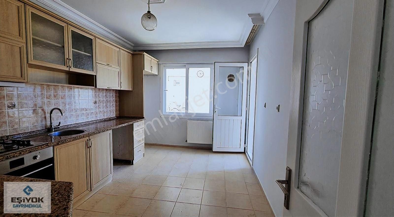 Sadık İleri Bulvarı'nda 3+1 155 Metrekare Temiz Ve Bakımlı Daire - Görsel 4