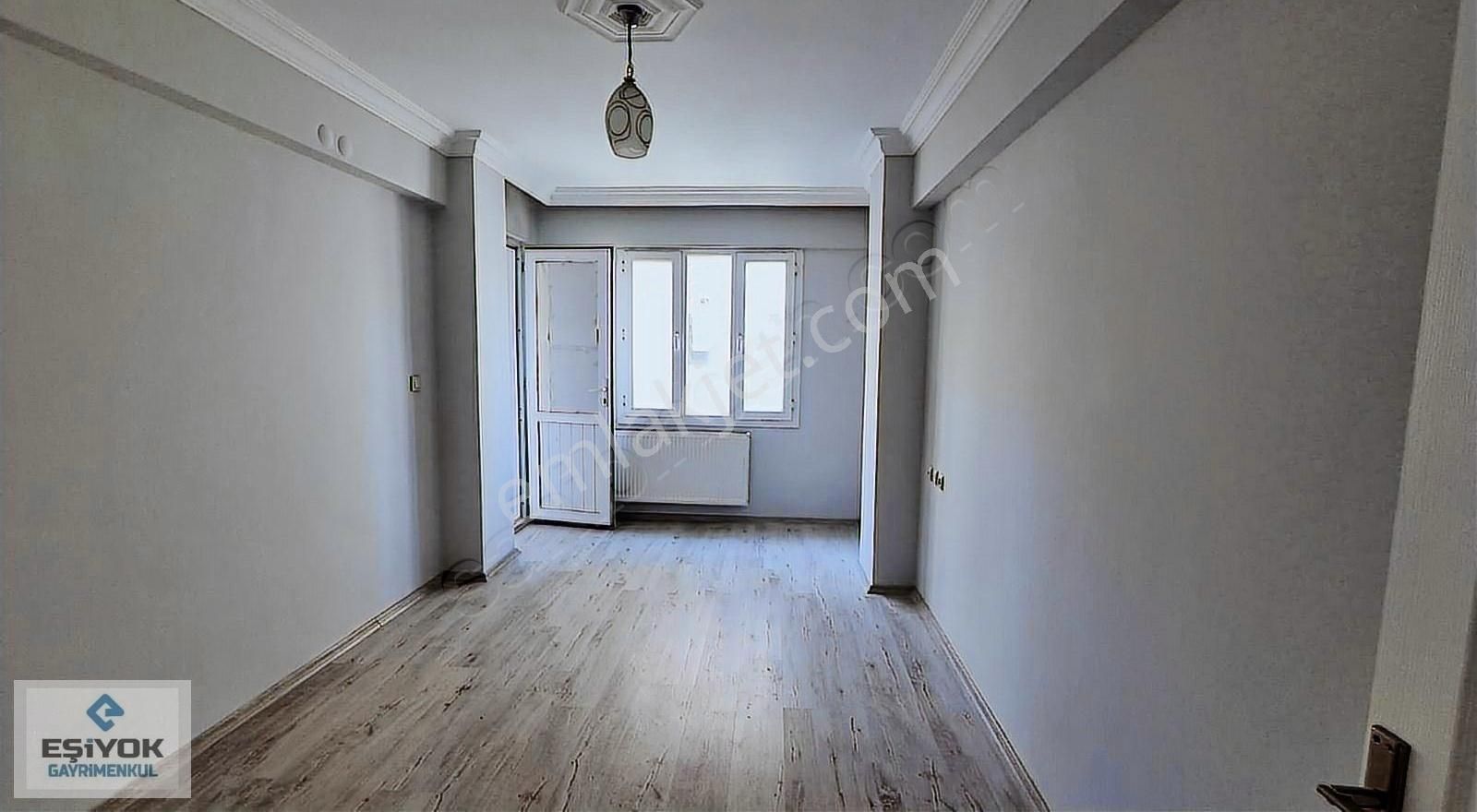 Sadık İleri Bulvarı'nda 3+1 155 Metrekare Temiz Ve Bakımlı Daire - Görsel 8