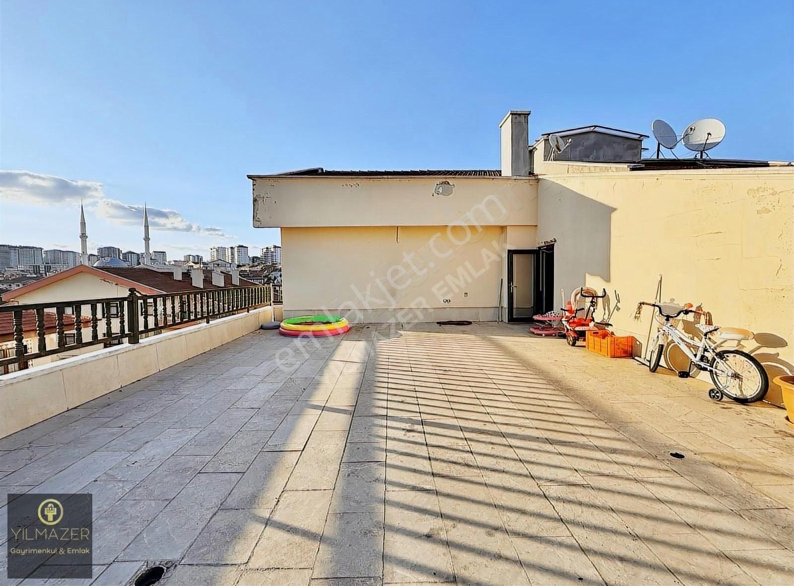 5+1 Full Yapılı Asansörlü Bakımlı Manzaralı Daire - Görsel 6