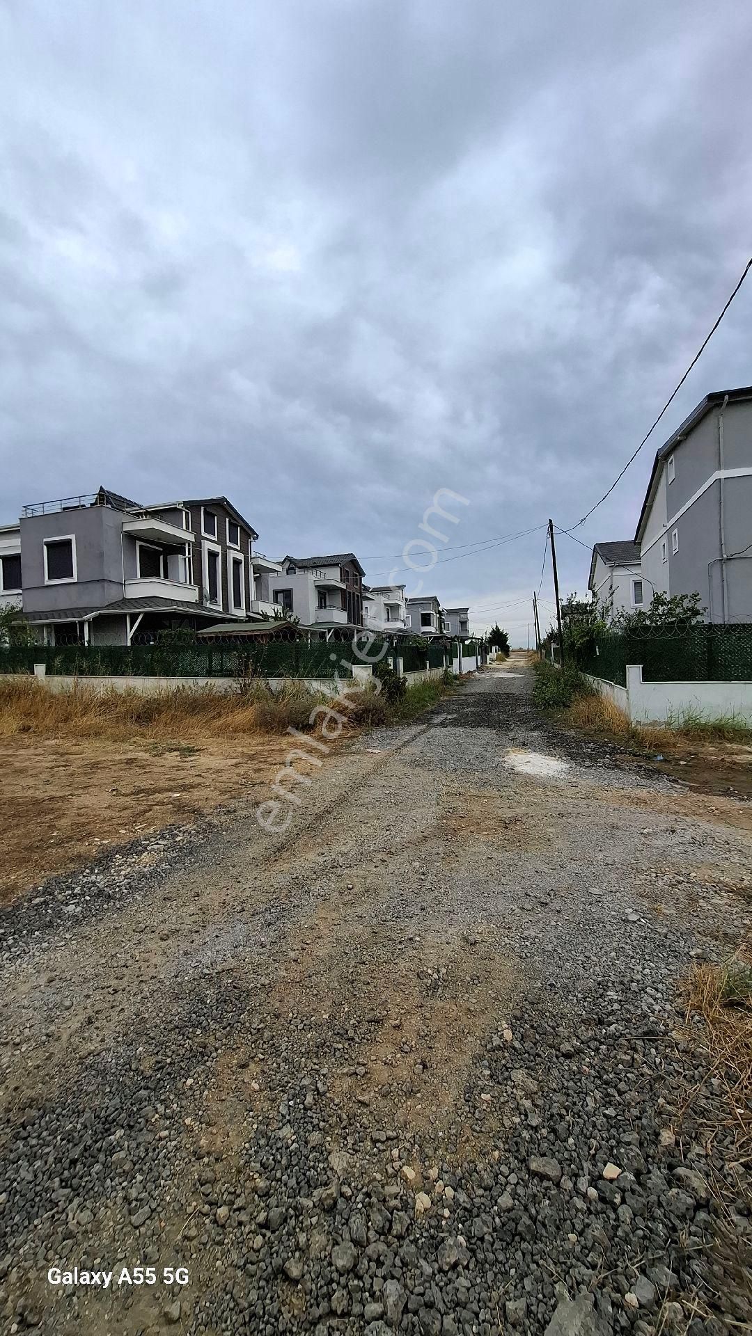 Emlak Konutları Üstünde 241 M2 Arsa - Görsel 5