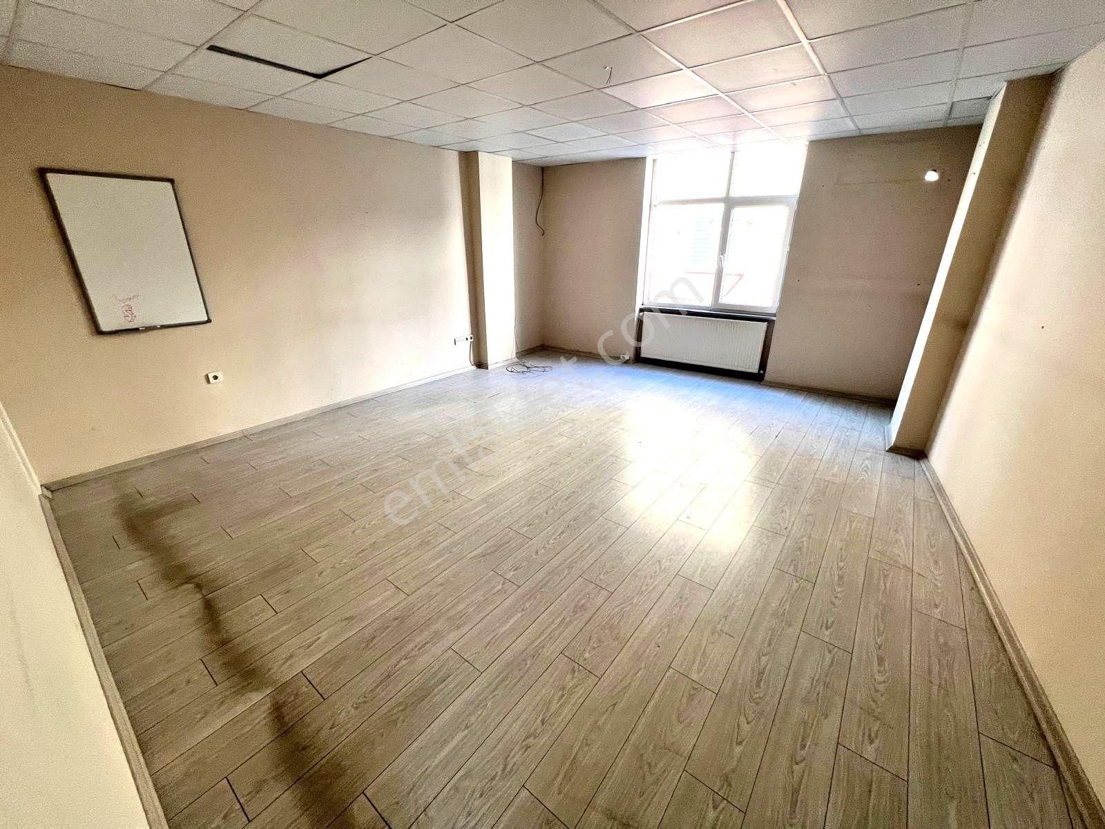 Seba'dan Kemalpaşa Mh Metrobüs Yakın Kiralık 4.katlı Bina 500m2 - Görsel 11