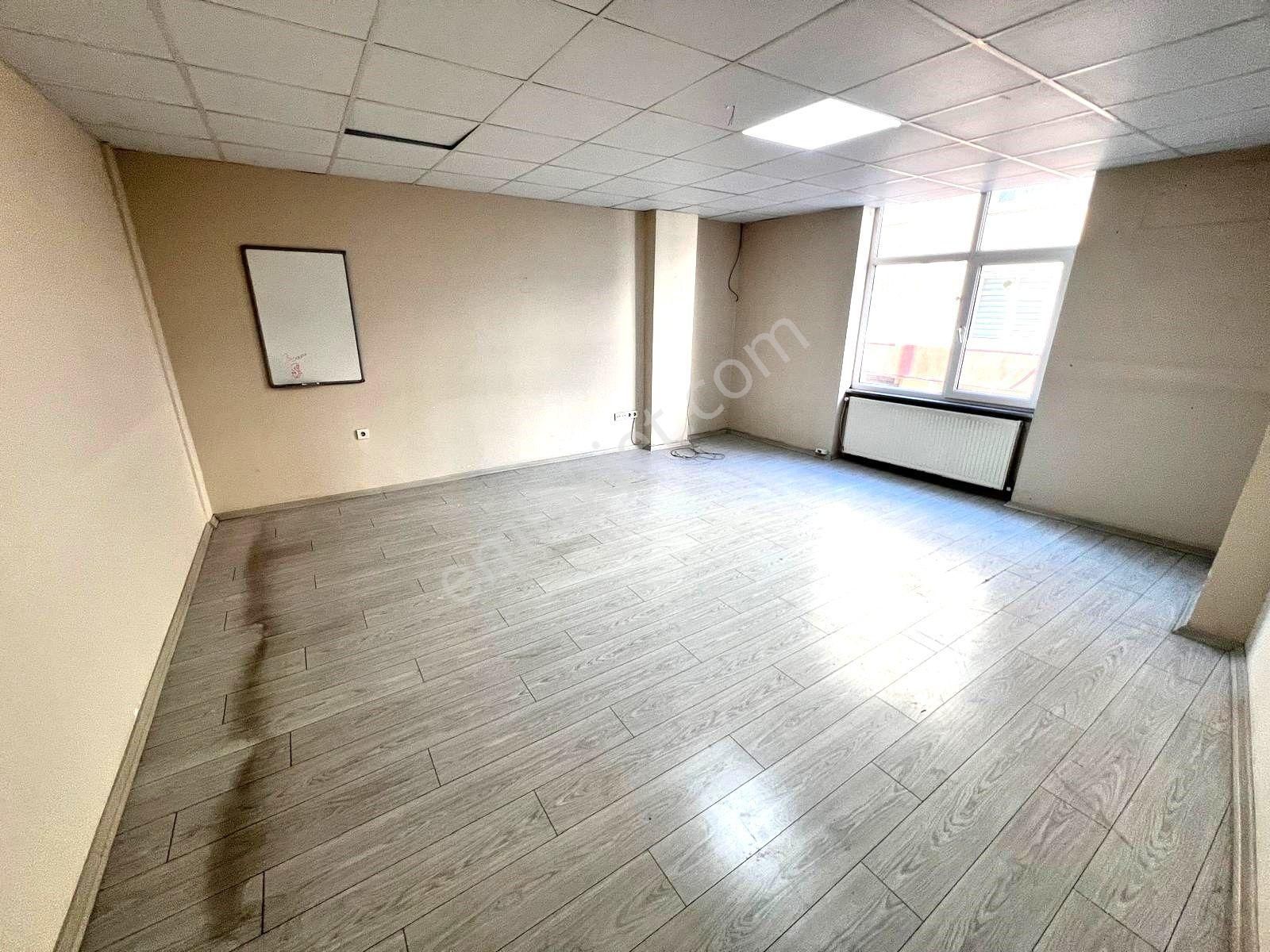 Seba'dan Kemalpaşa Mh Metrobüs Yakın Kiralık 4.katlı Bina 500m2 - Görsel 13