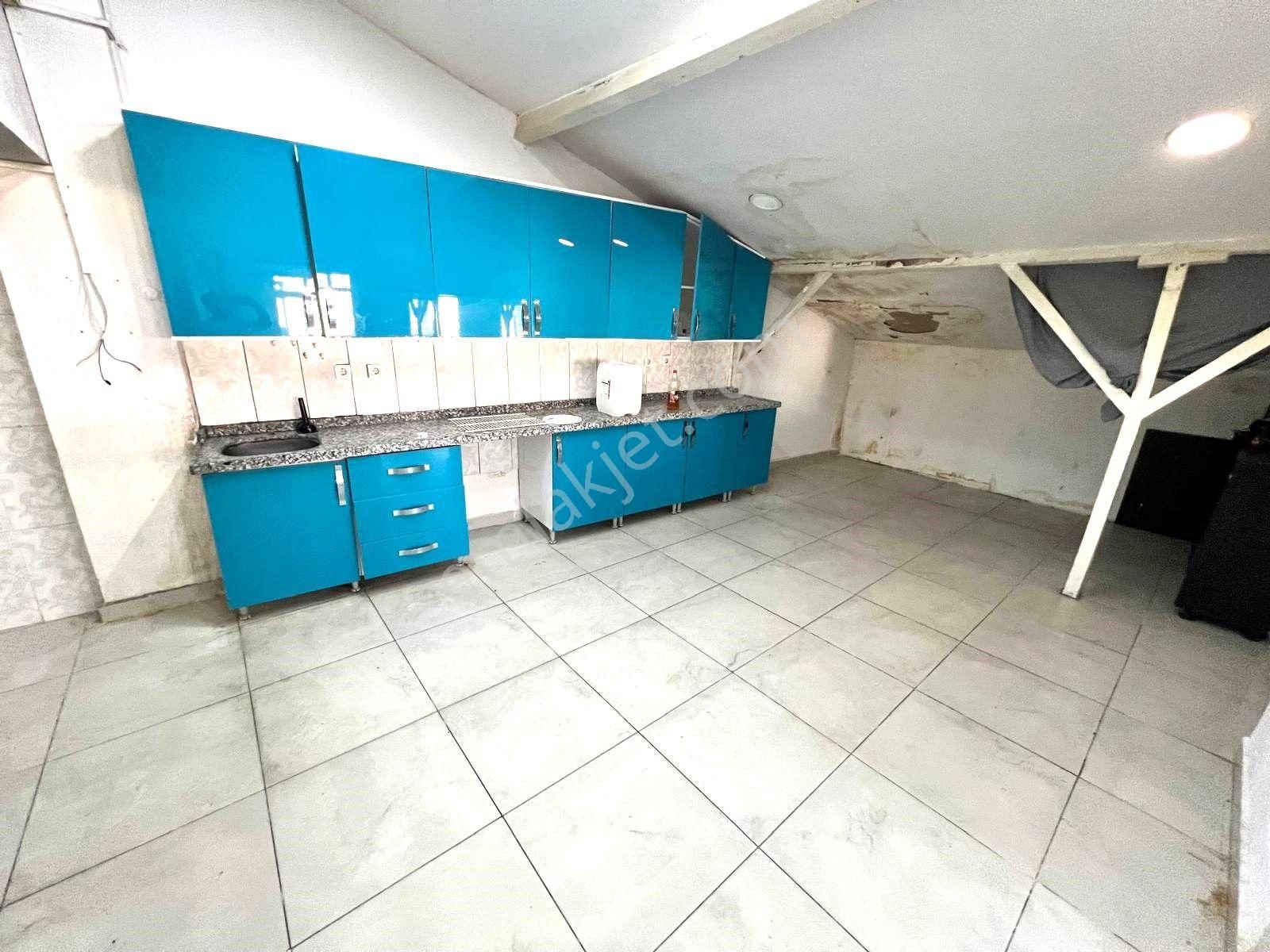 Seba'dan Kemalpaşa Mh Metrobüs Yakın Kiralık 4.katlı Bina 500m2 - Görsel 28