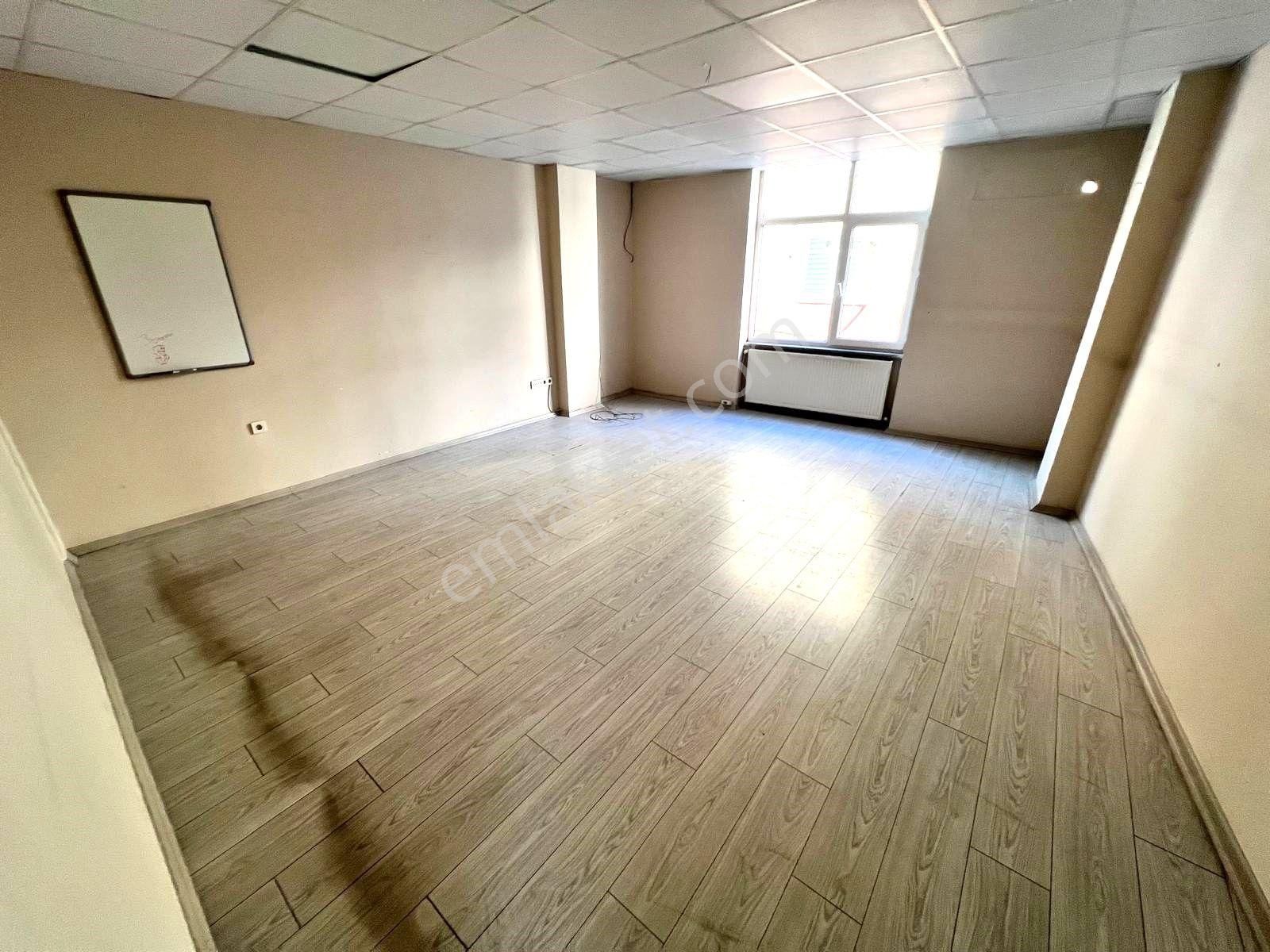 Seba'dan Kemalpaşa Mh Metrobüs Yakın Kiralık 4.katlı Bina 500m2 - Görsel 10