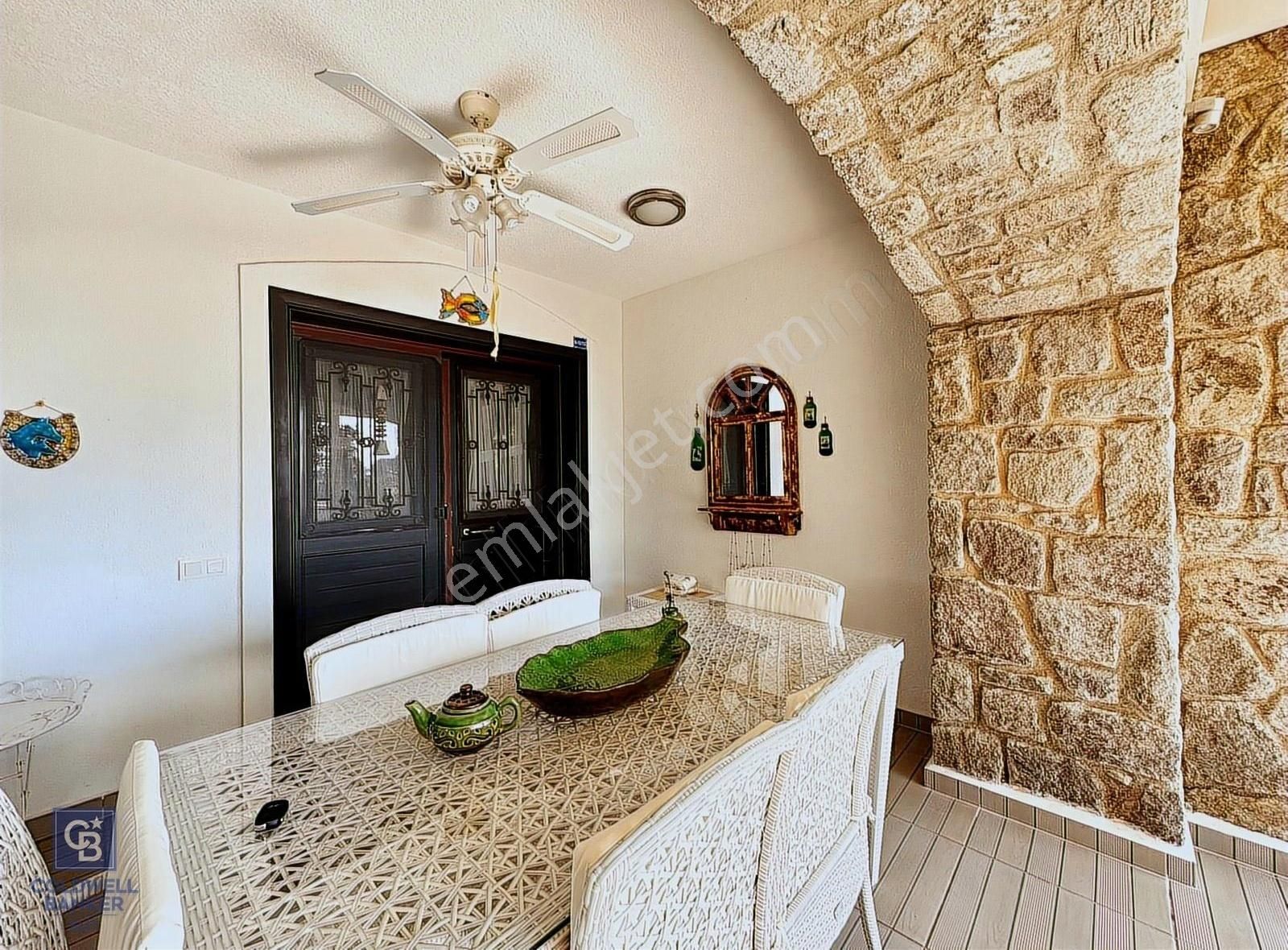 Gümüşlük'te Deniz Manzaralı Ve Bakımlı Villa - Görsel 13