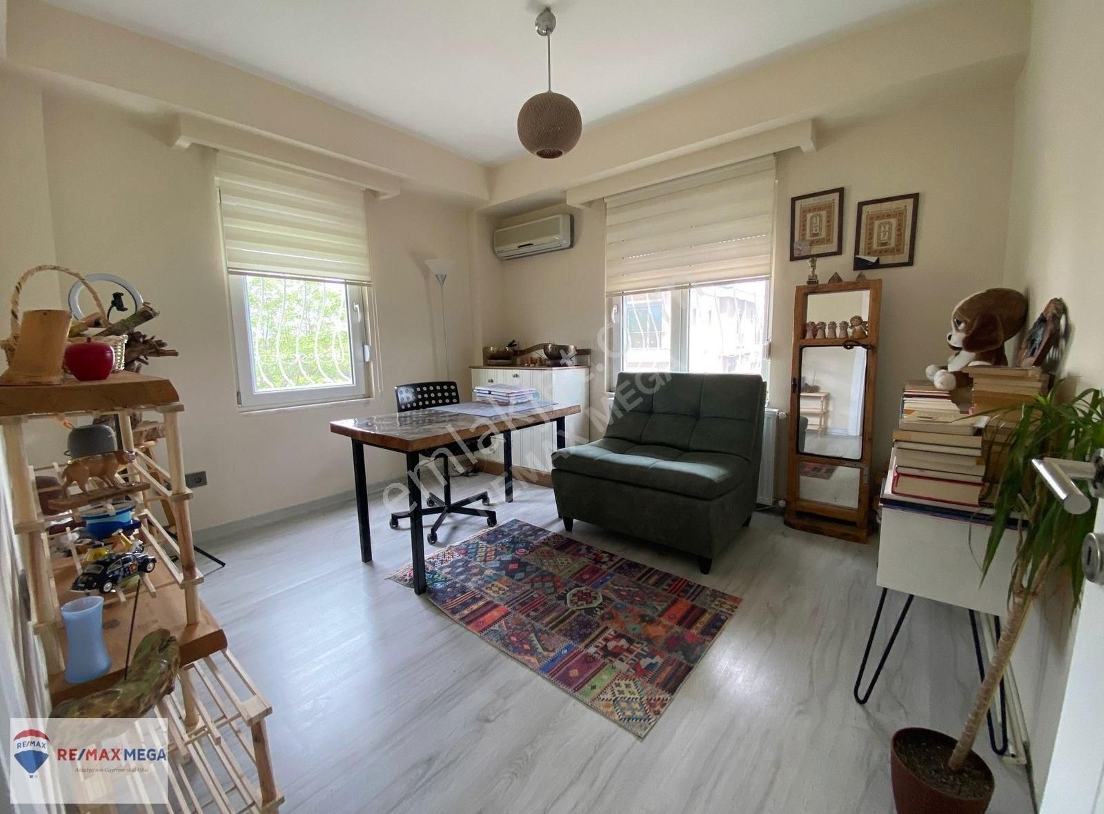 Döşemealtı Yeşilbayırda 5+1 Müstakil Trıplex Villa - Görsel 16