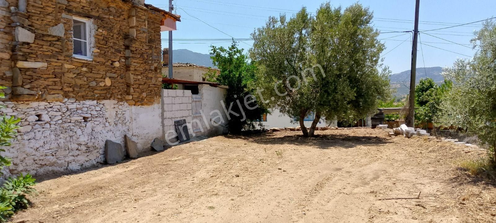 Uzunçam Mah De Satılık Bahçeli Müstakil Ev - Görsel 23