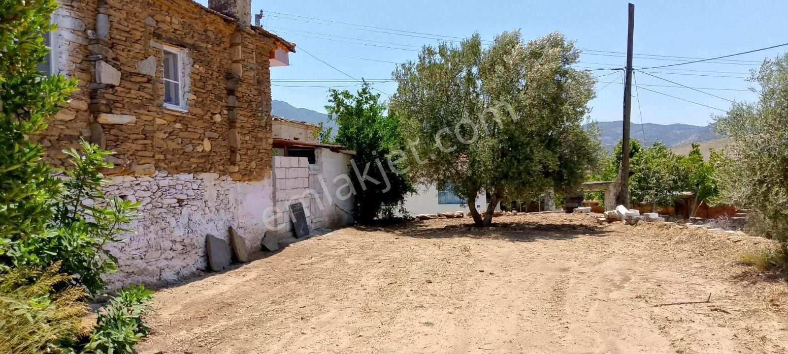 Uzunçam Mah De Satılık Bahçeli Müstakil Ev - Görsel 9