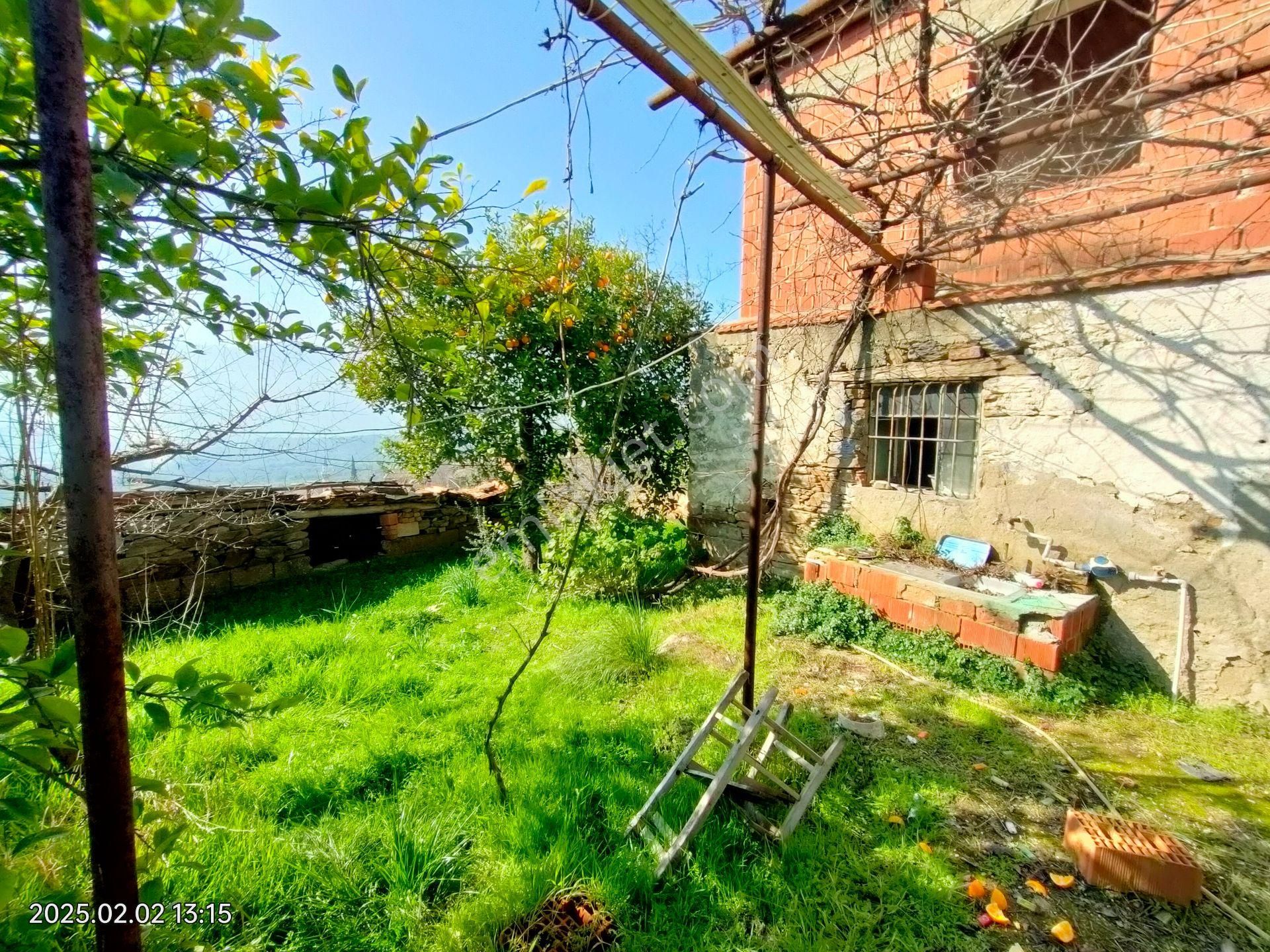 Nazilli Uzunçam Mahallesinde Satılık Müstakil Bahçeli Köy Evi - Görsel 6