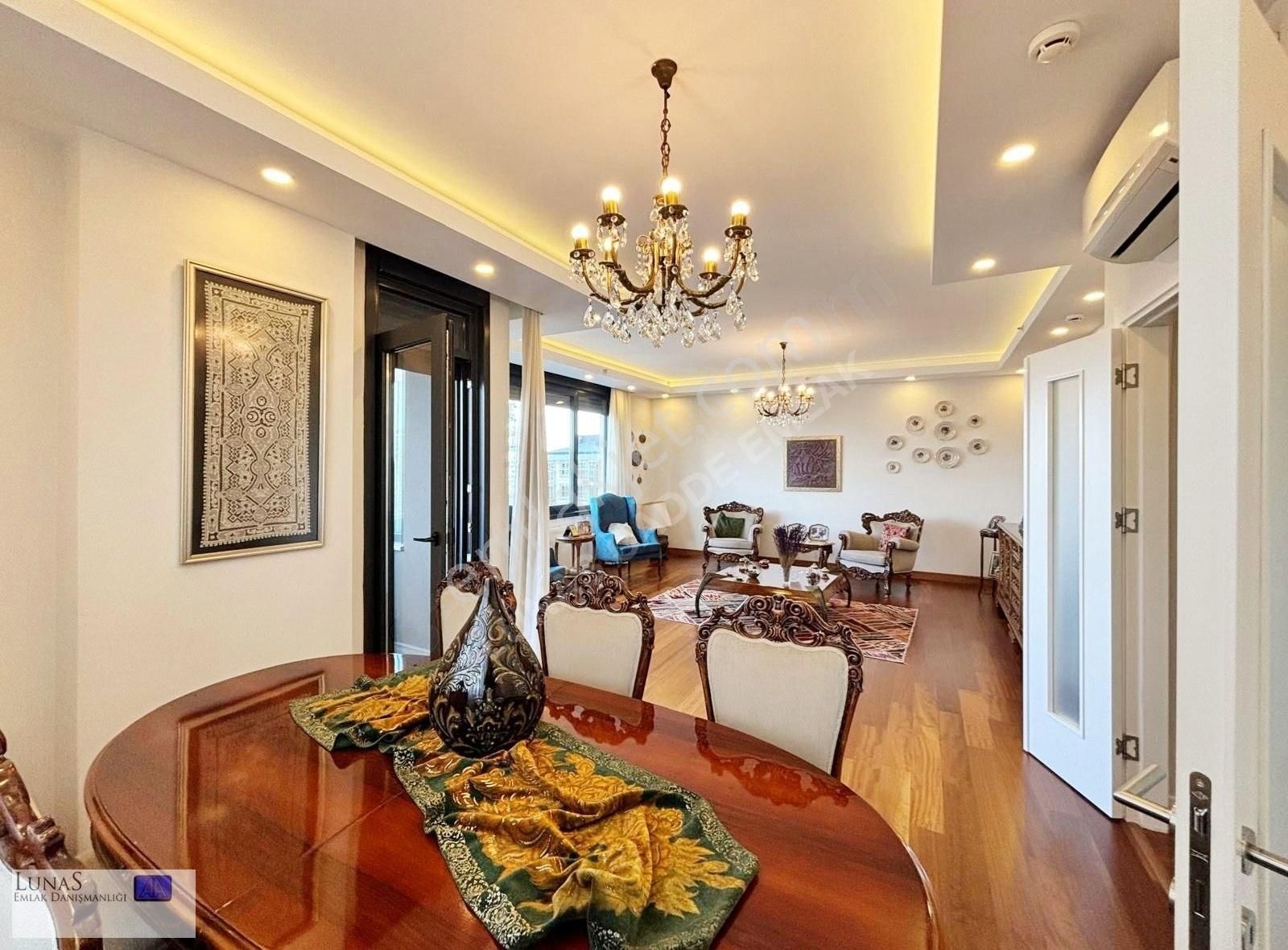 Göztepe Tanzimat Sk.da 117 M2 Net 3+1 Rezidans Dairesi - Görsel 9