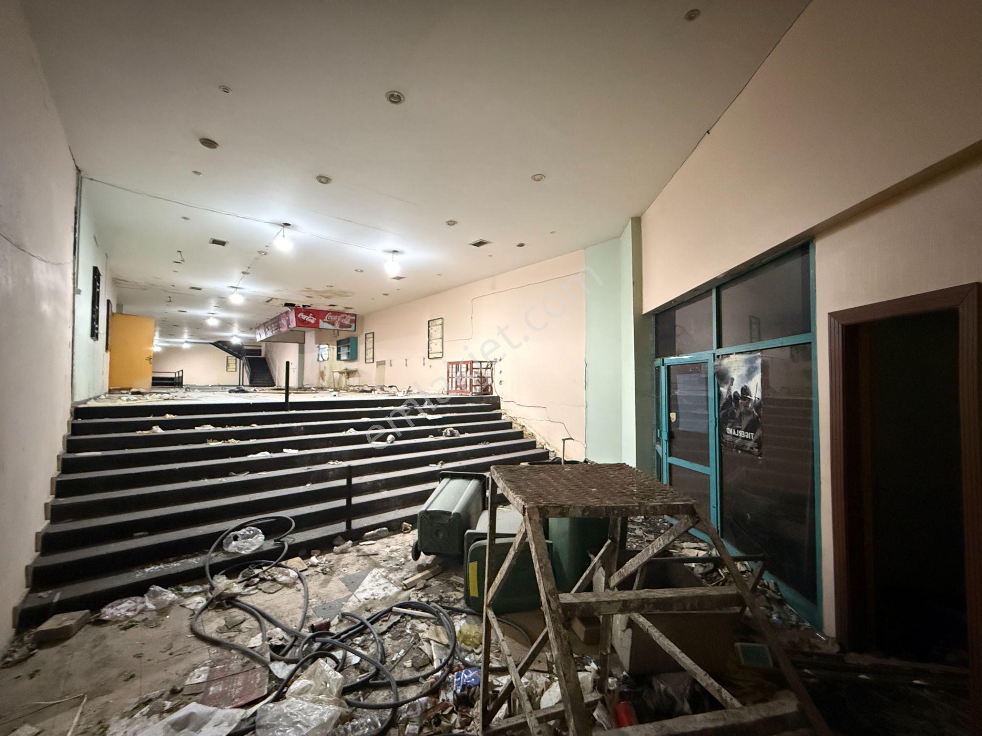 Galeria İş Merkezinde 2000 M2 İşyeri (sinema Bölümü) - Görsel 9