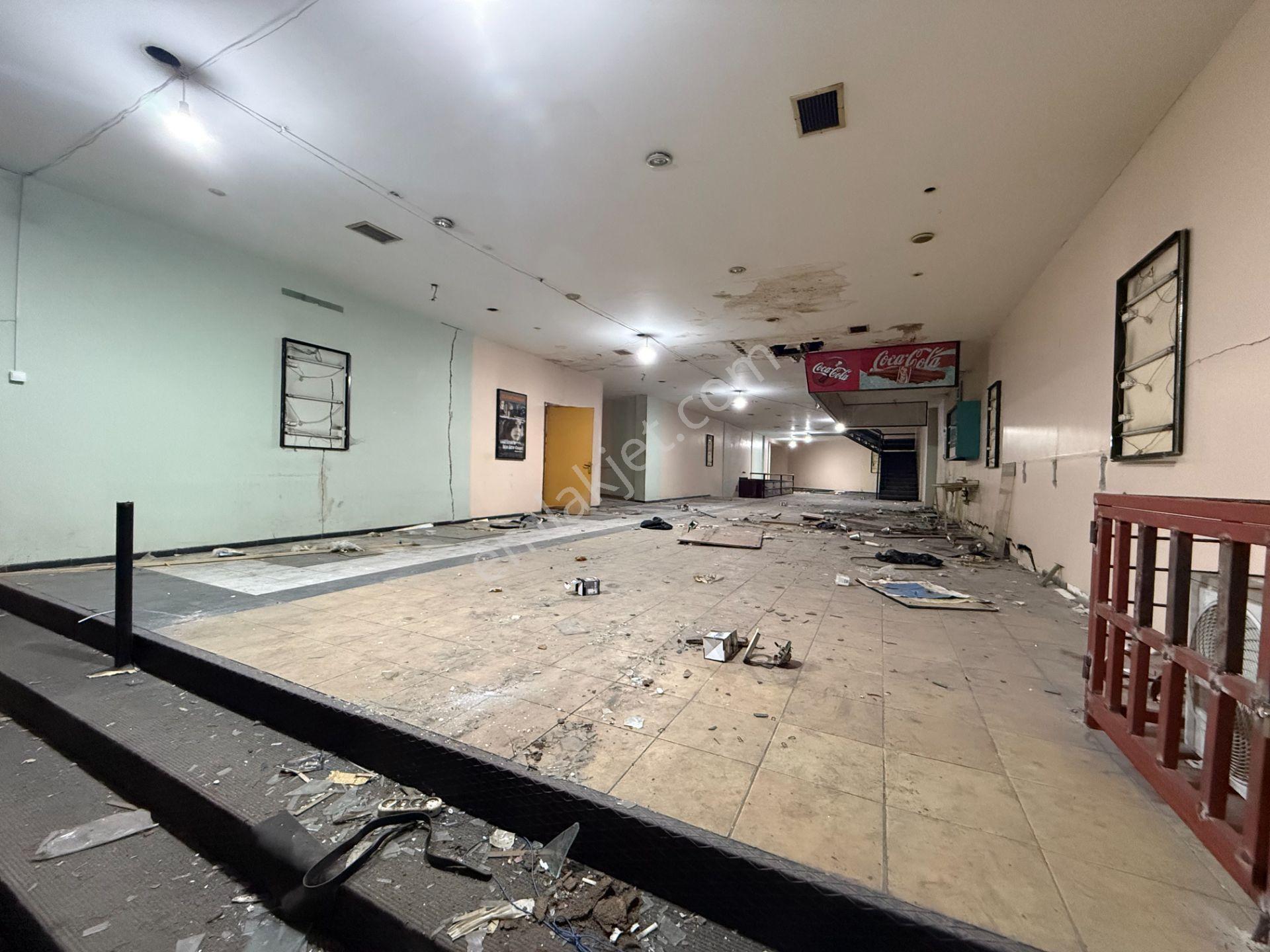 Galeria İş Merkezinde 2000 M2 İşyeri (sinema Bölümü) - Görsel 6