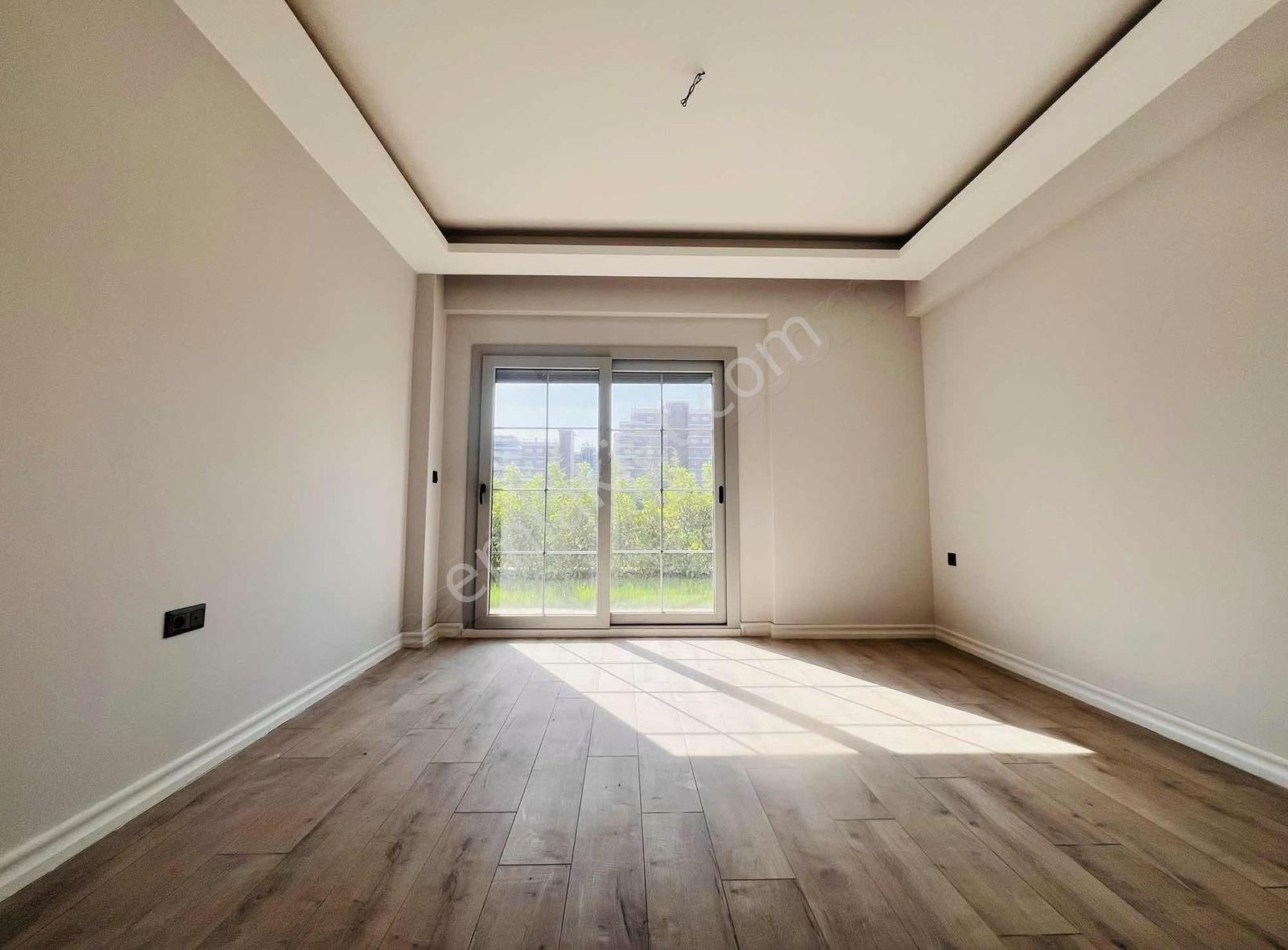 Müstakil Havuzlu Ve Bahçeli 3+1 Rezidans Daire - Görsel 6