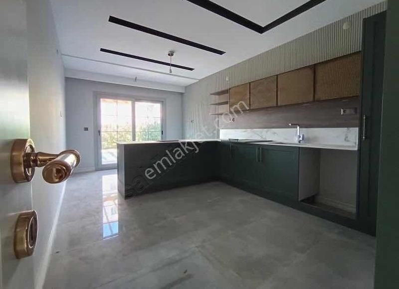 Müstakil Havuzlu Ve Bahçeli 3+1 Rezidans Daire - Görsel 15