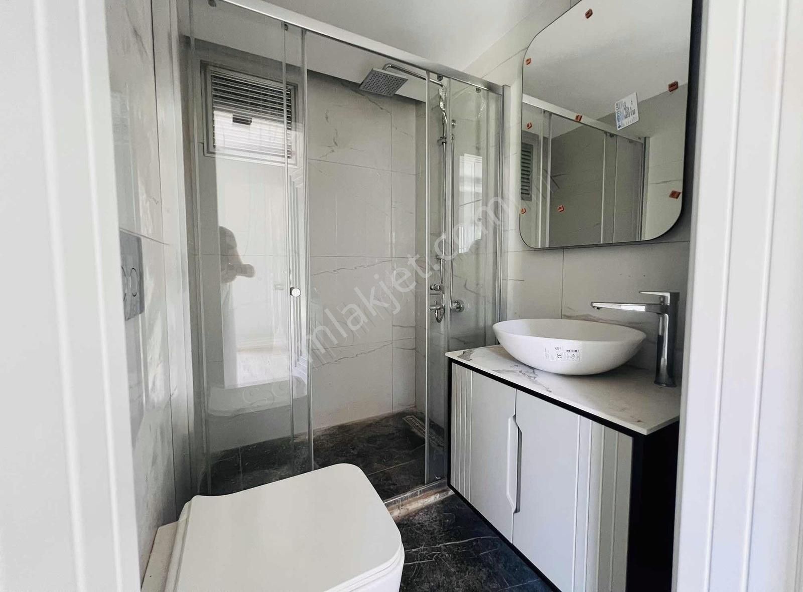 Müstakil Havuzlu Ve Bahçeli 3+1 Rezidans Daire - Görsel 2