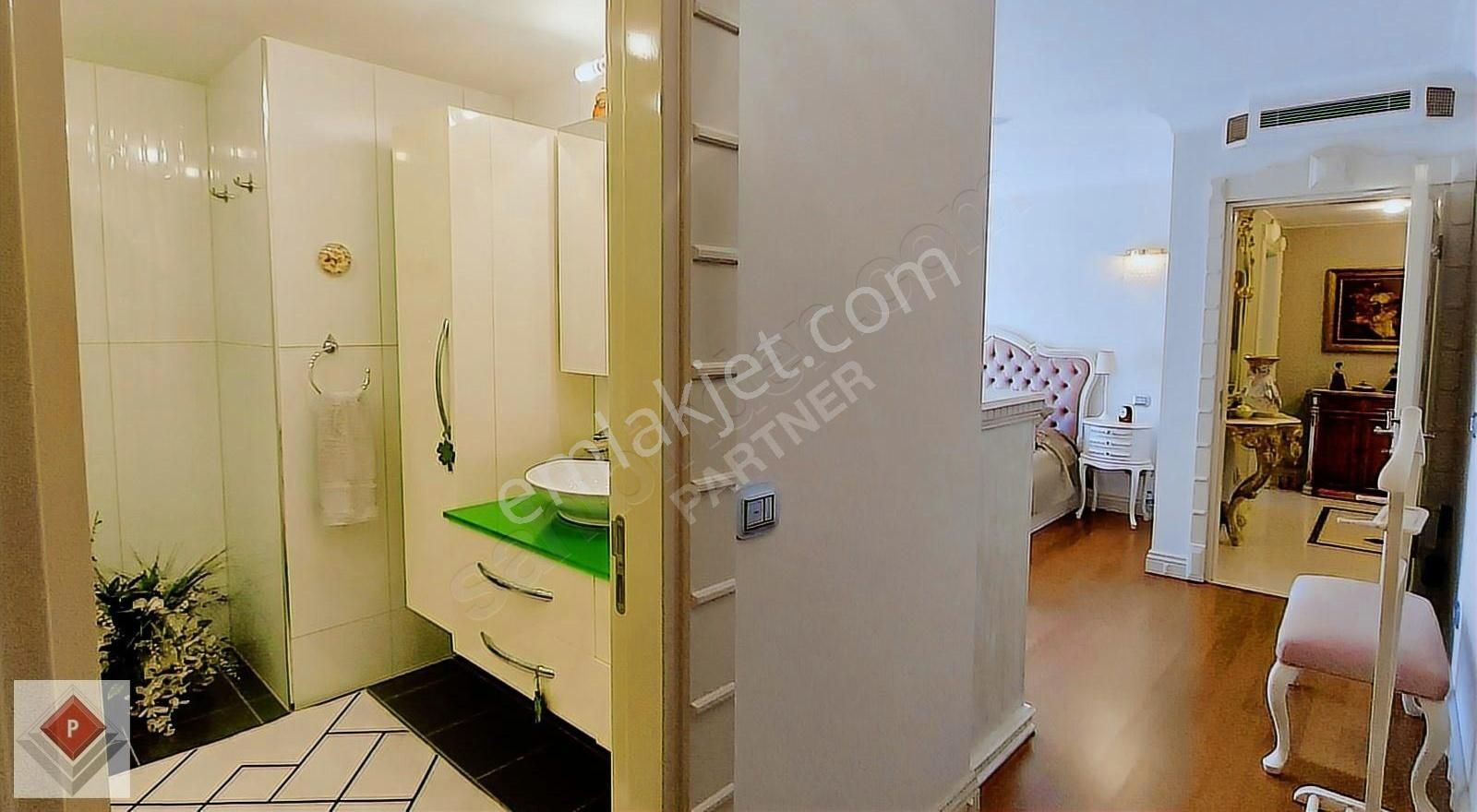 Tarabya`da Çok Lüks Konforlu Butik Sitede 4+1 Satılık Şık Daire - Görsel 15