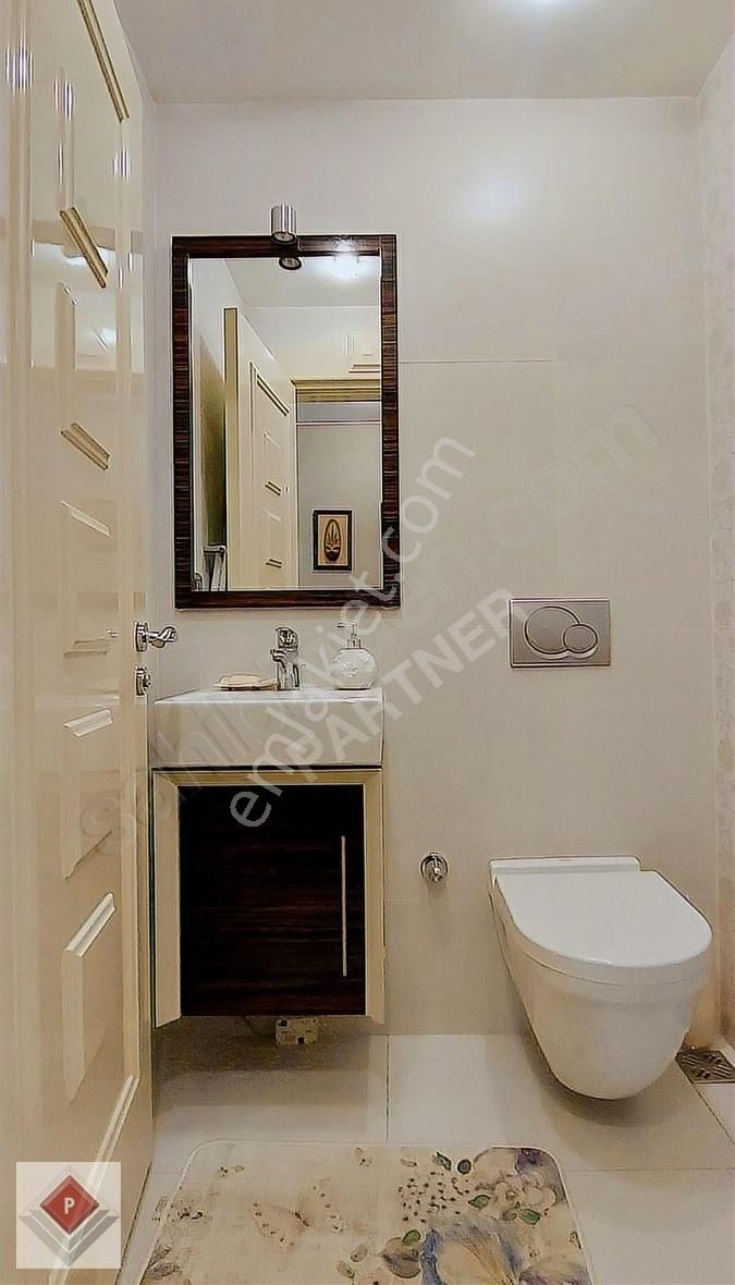 Tarabya`da Çok Lüks Konforlu Butik Sitede 4+1 Satılık Şık Daire - Görsel 14