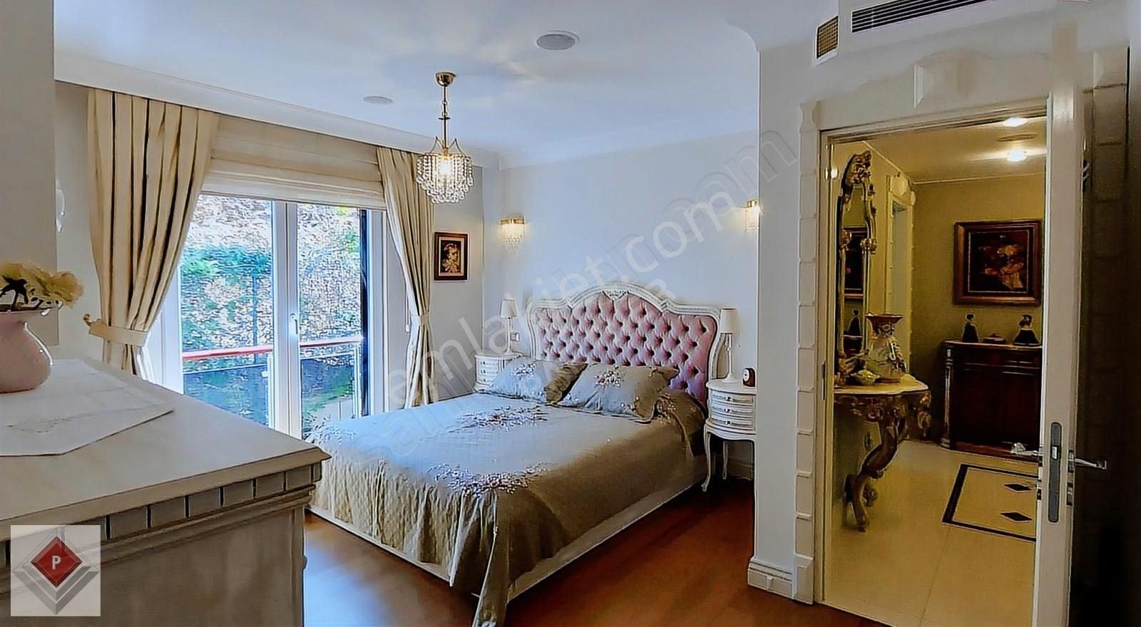 Tarabya`da Çok Lüks Konforlu Butik Sitede 4+1 Satılık Şık Daire - Görsel 18