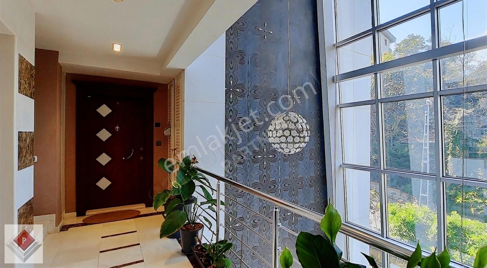 Tarabya`da Çok Lüks Konforlu Butik Sitede 4+1 Satılık Şık Daire - Görsel 29