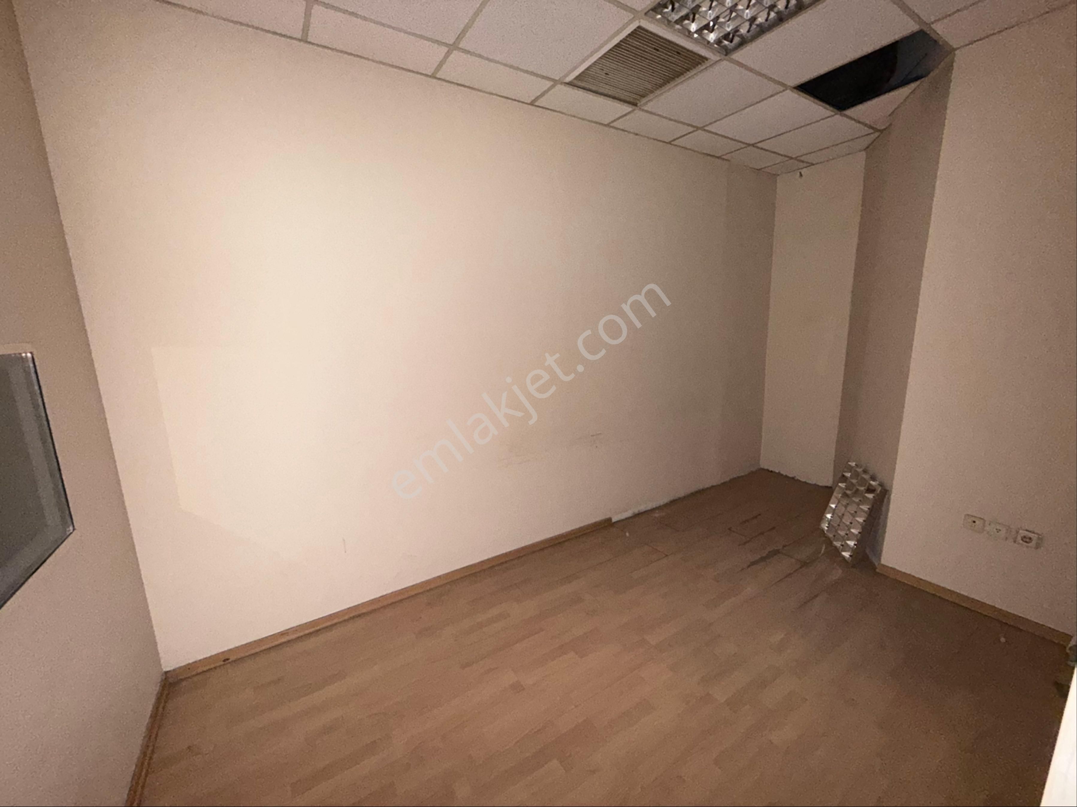 Galeria İş Merkezinde 60 M2 Kiralık Ofis - Görsel 7