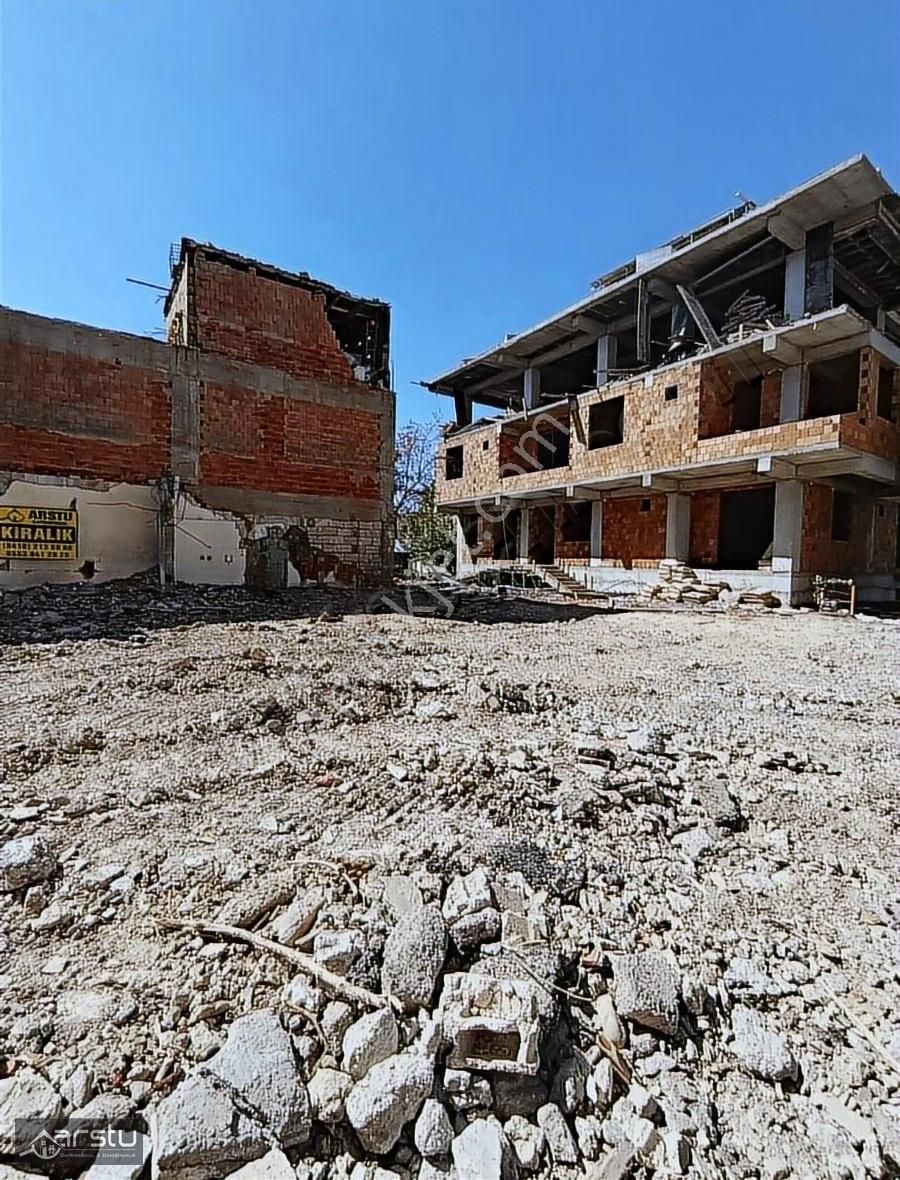 Arstu Gm Ayşe'den Cumhuriyet Te Kiralık Arsa - Görsel 4