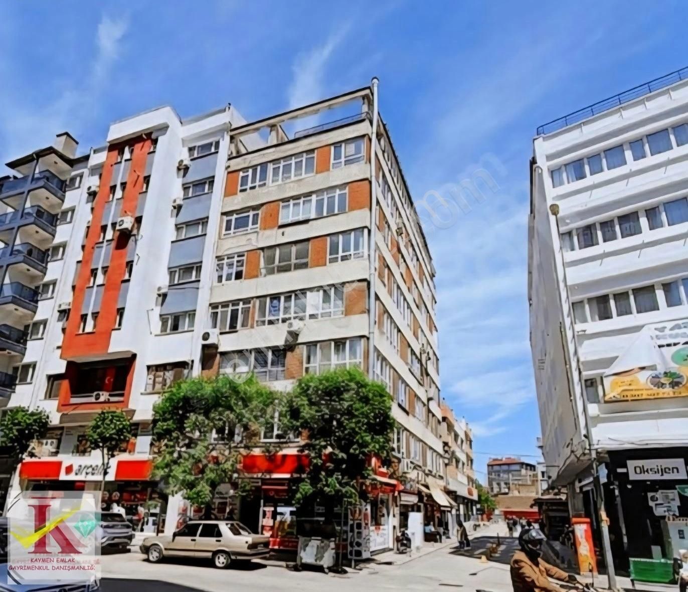 Kaymen Emlak Sakarya Cd Girişinde Arakat Cadde Cepeli Asansörlü - Görsel 15
