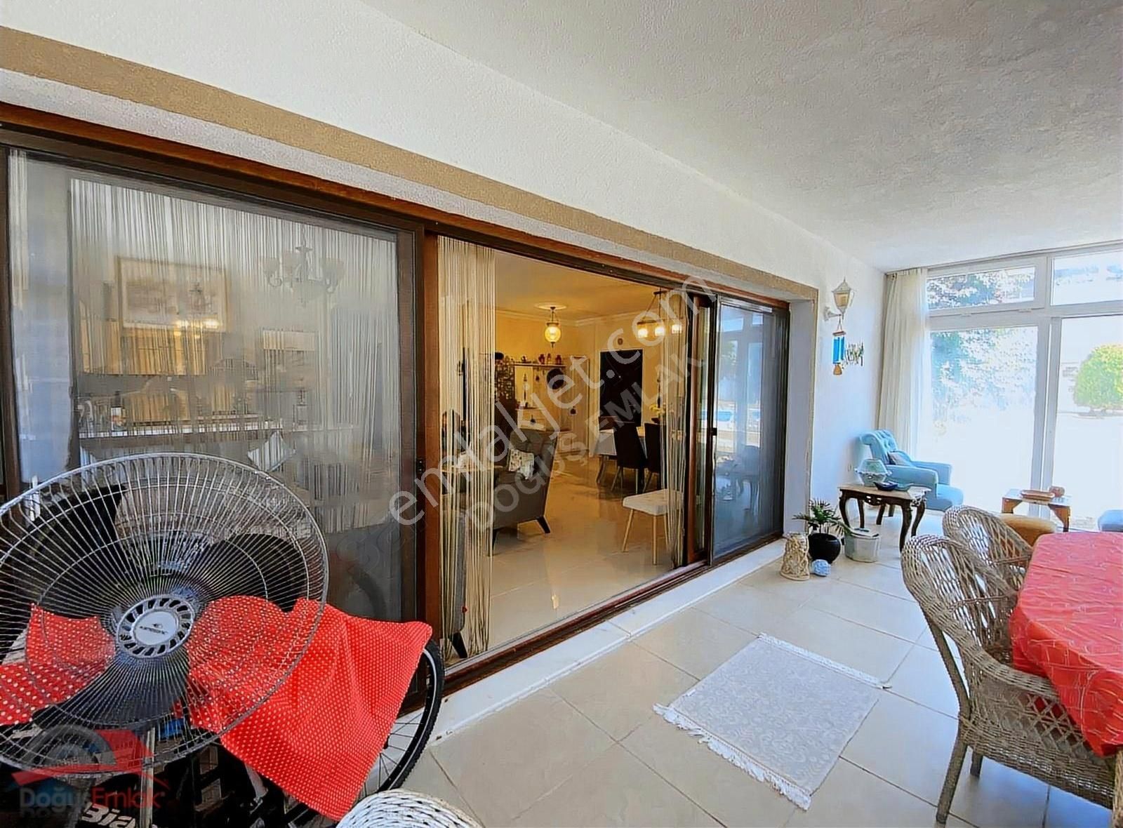 Doğuş Emlak'tan Denize Sıfır Havuzlu Sitede 3+1 Bahçe Katı Daire - Görsel 27