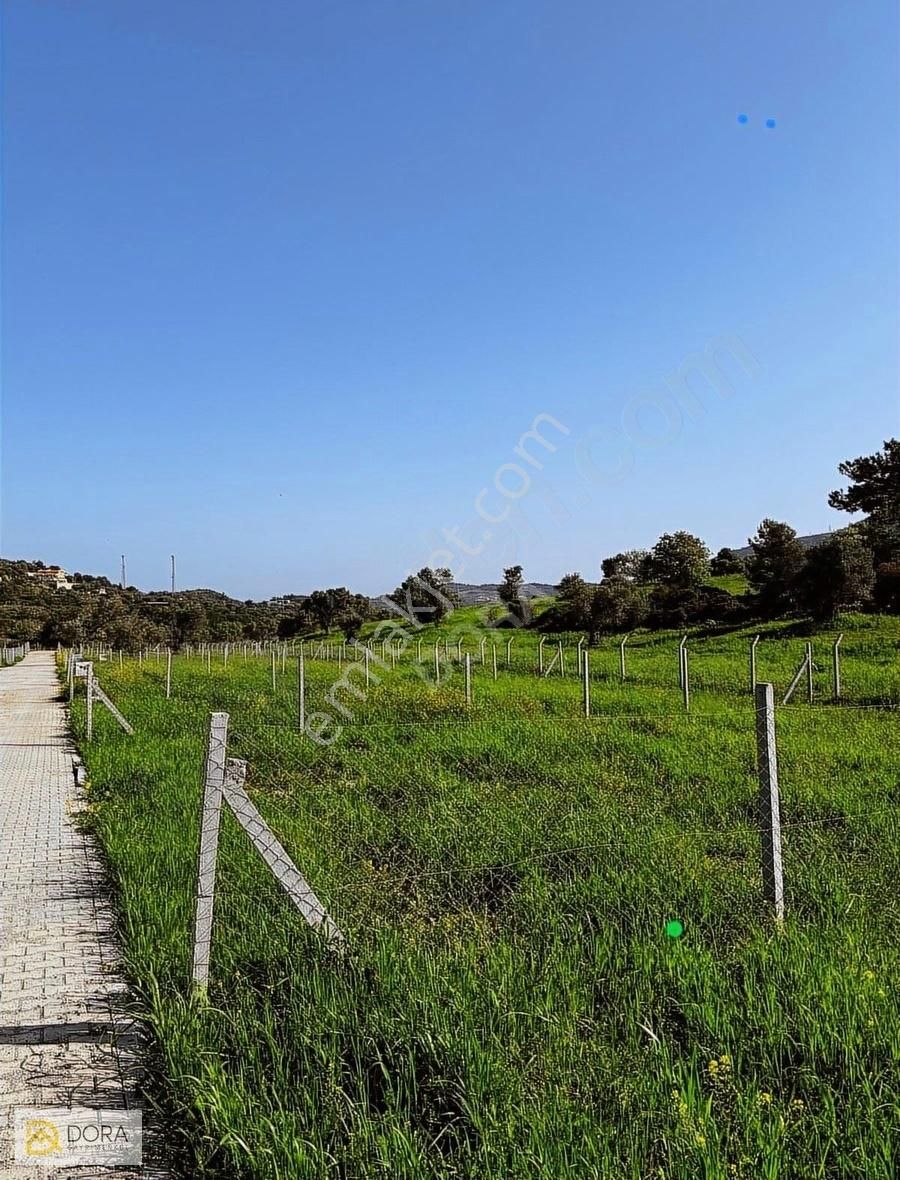 Urla Kekliktepe'de Doğanın Kalbinde 300m² Hobi Bahçesi