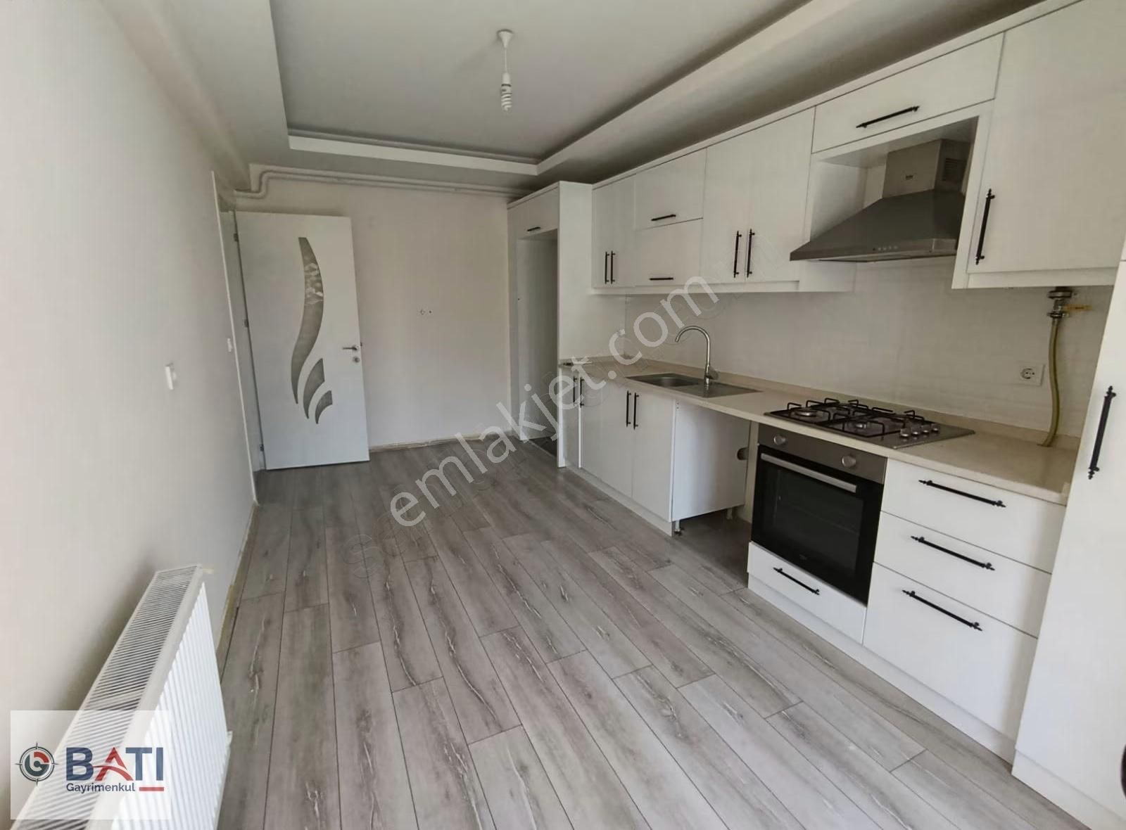 Torbalı Batı Gayrimenkul Den Kiralık Arakat 2+1 Daire