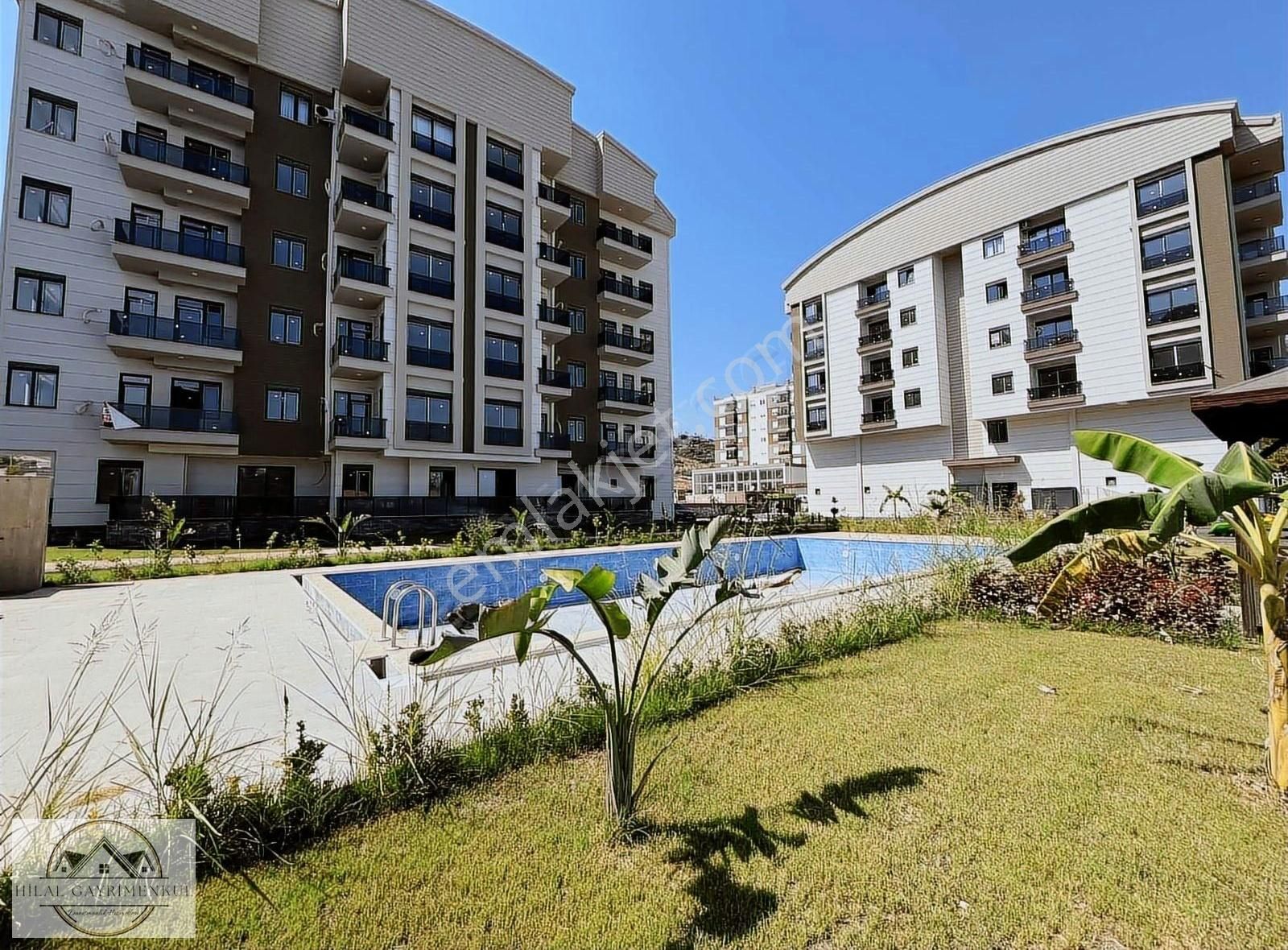 Hilal Gayrimenkul'den Fevzi Çakmakta Havuzlu Siteiçi Geniş*1+1* - Görsel 2