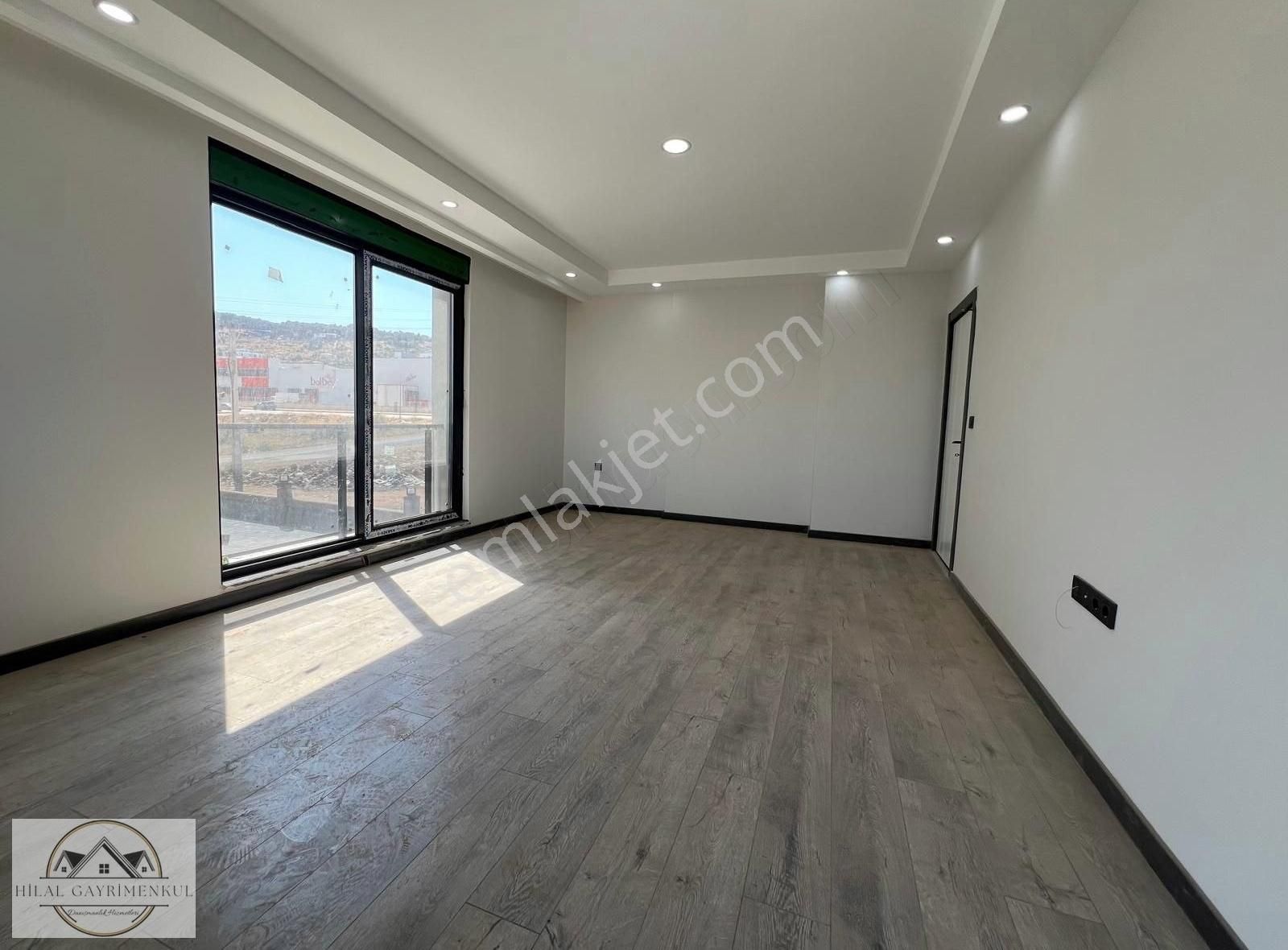 Hilal Gayrimenkul Den Katta Ayrı Mutfaklı 2+1 Daire - Görsel 9