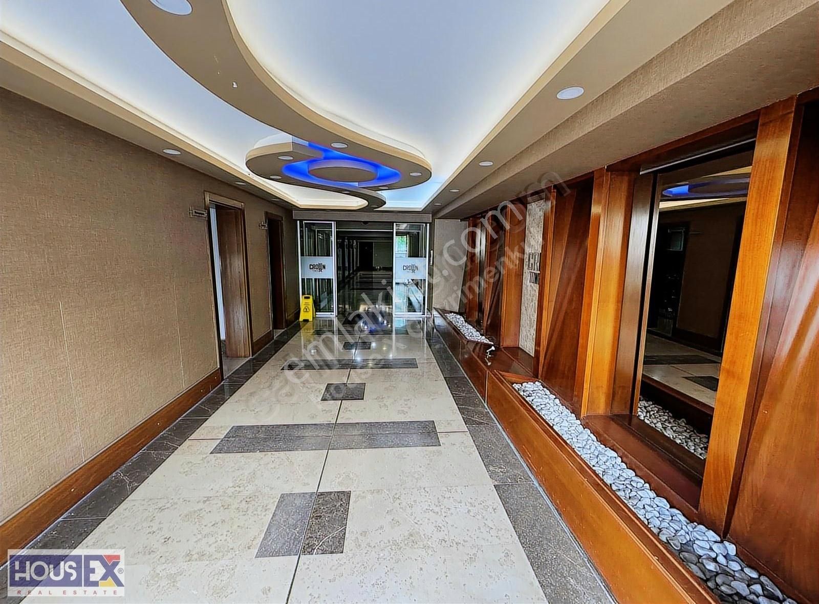 Crown Tower`da Kapali Mutfak Yuksek Kat Satılık 2+1 - Görsel 24