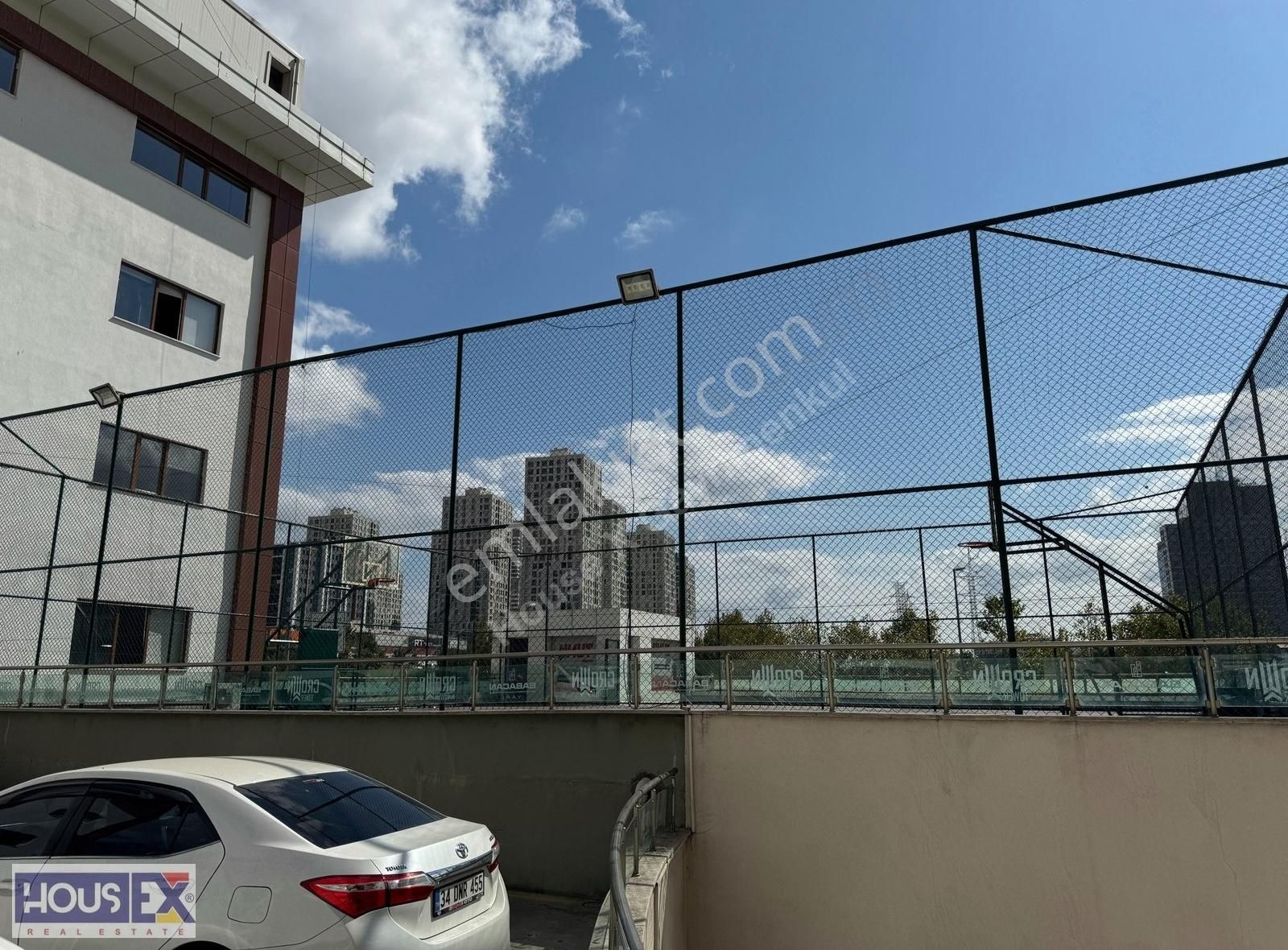 Crown Tower`da Kapali Mutfak Yuksek Kat Satılık 2+1 - Görsel 18