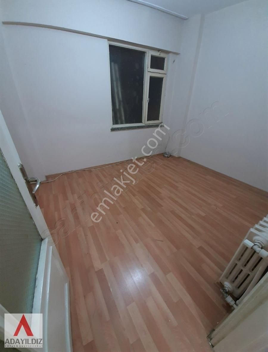 Adapazarı Merkezde Çark Cadde Kiralık 3+1 Daire - Görsel 10