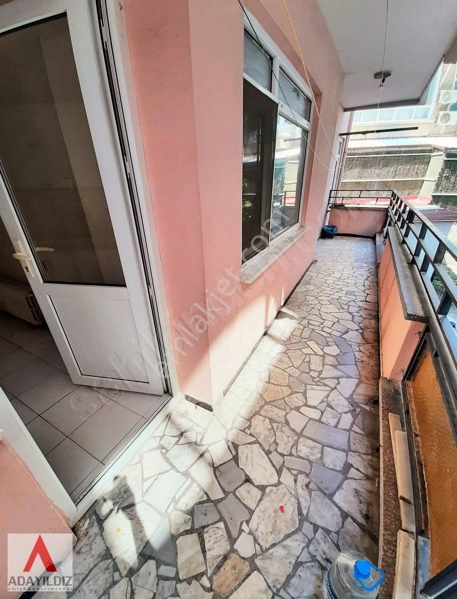 Adapazarı Merkezde Çark Cadde Kiralık 3+1 Daire - Görsel 9