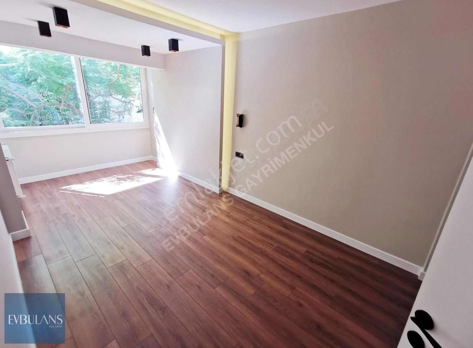 Bostanlı Sahile Yürüme Mesafesinde Ara Kat Kapalı Mutfak 3+1 - Görsel 15