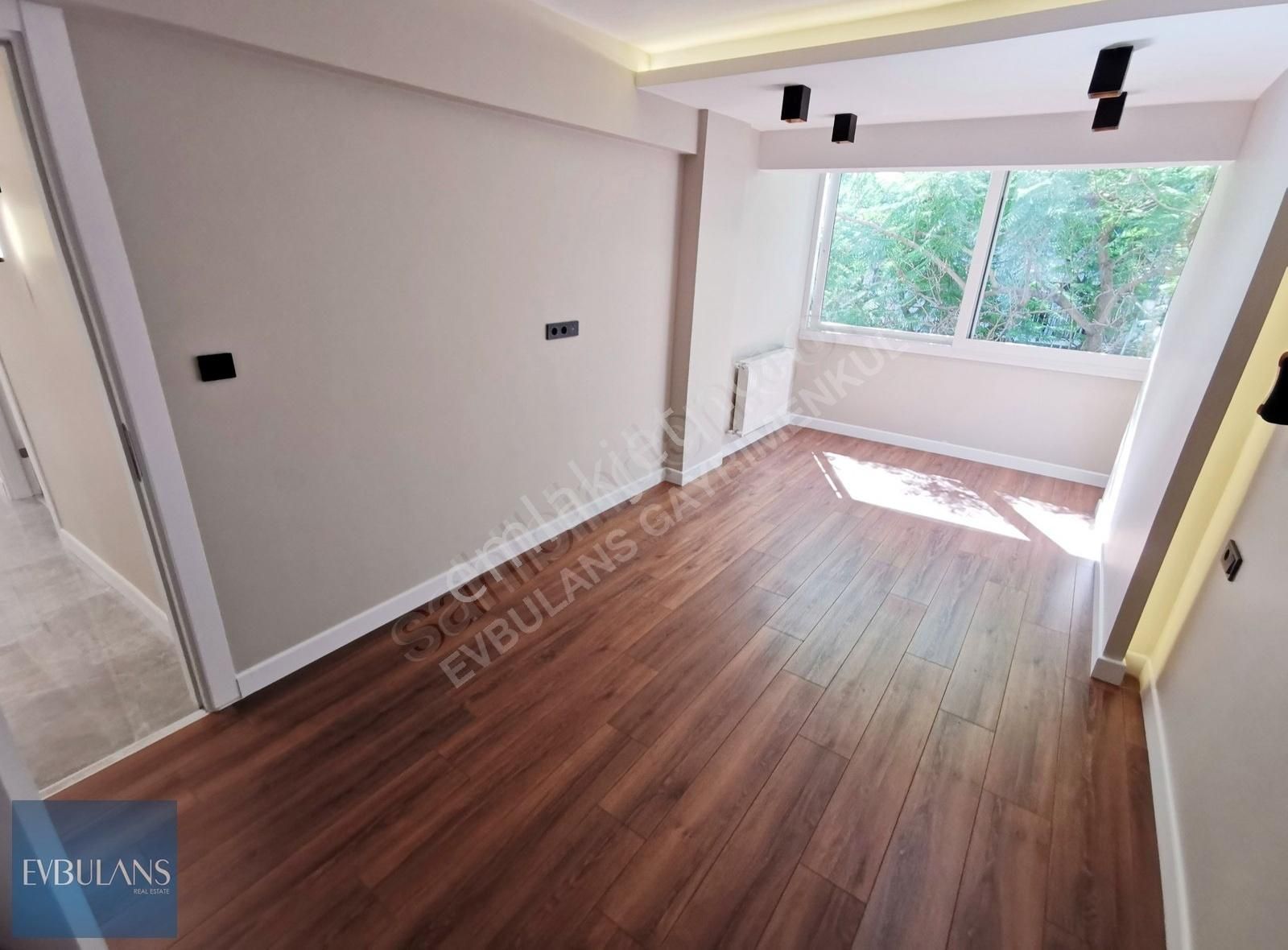 Bostanlı Sahile Yürüme Mesafesinde Ara Kat Kapalı Mutfak 3+1 - Görsel 14