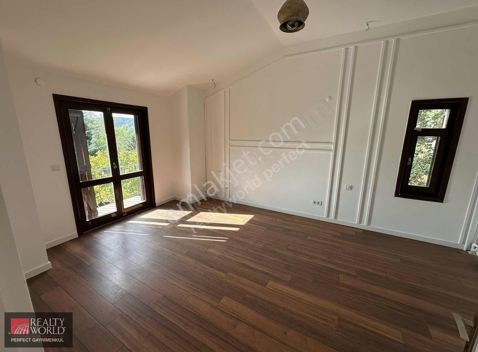 *realty World* Zekeriyaköy Çarşı İçinde Nezih Kiralık 6a Koza - Görsel 24