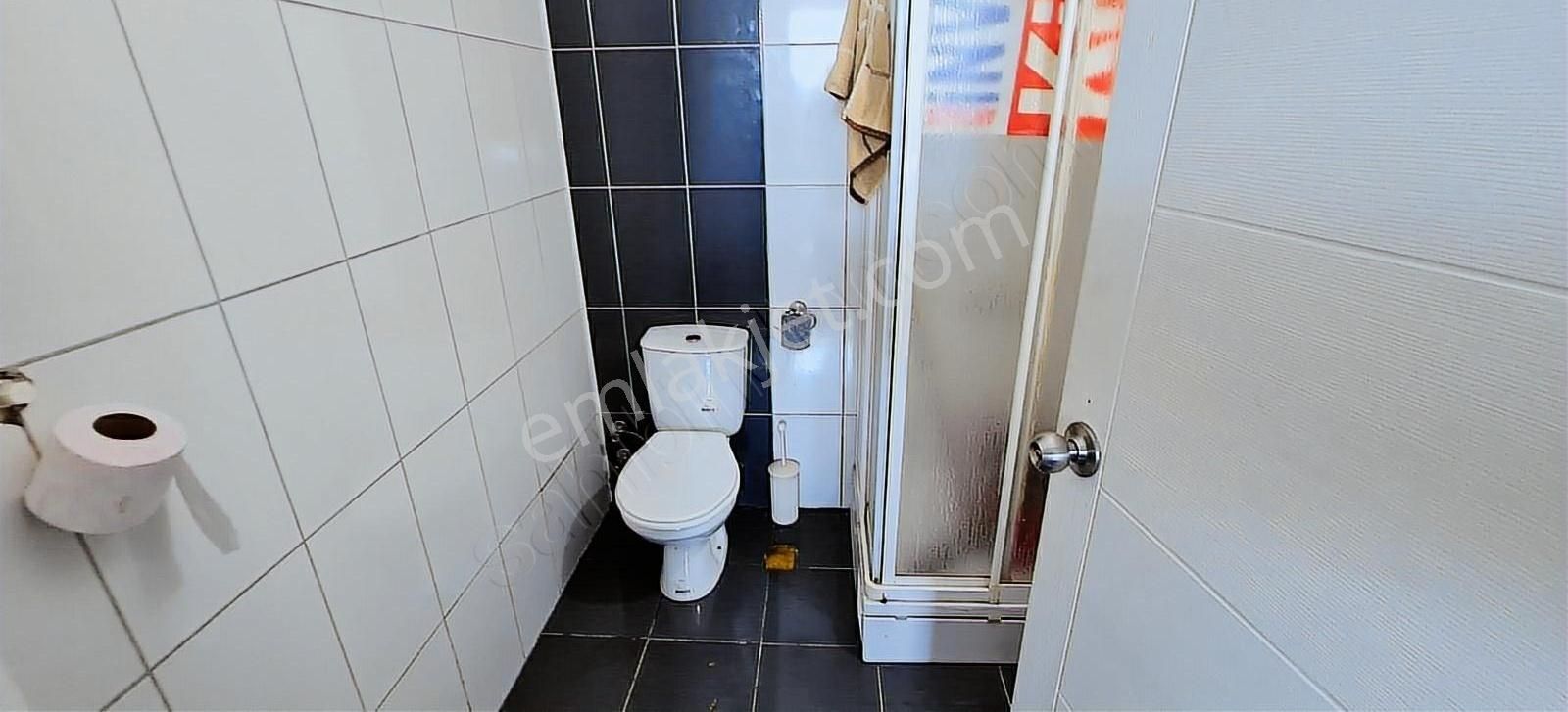 Güzeloba Caddeye Yakın Ofis (konut Tapulu)40 M2 Kredi Ve Yabancı - Görsel 2