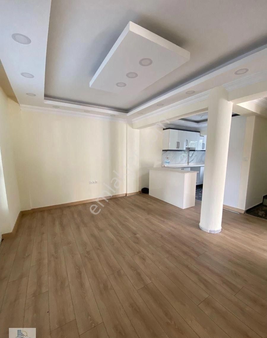 Altınkumda Denize Yürüme Mesafesinde Site İçerisinde Bahçeli Geniş Teraslı 3+1 Villa - Görsel 15