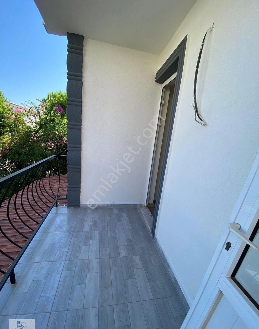 Altınkumda Denize Yürüme Mesafesinde Site İçerisinde Bahçeli Geniş Teraslı 3+1 Villa - Görsel 33