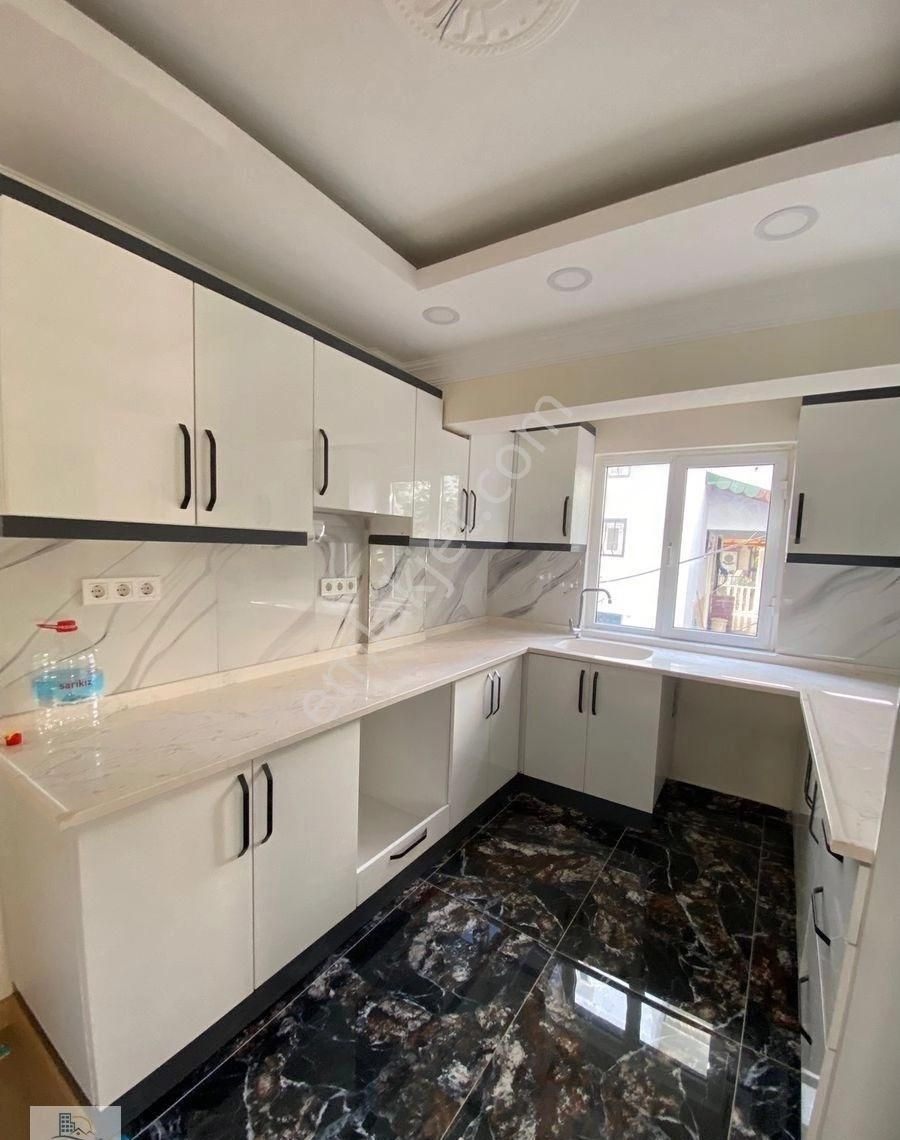Altınkumda Denize Yürüme Mesafesinde Site İçerisinde Bahçeli Geniş Teraslı 3+1 Villa - Görsel 10