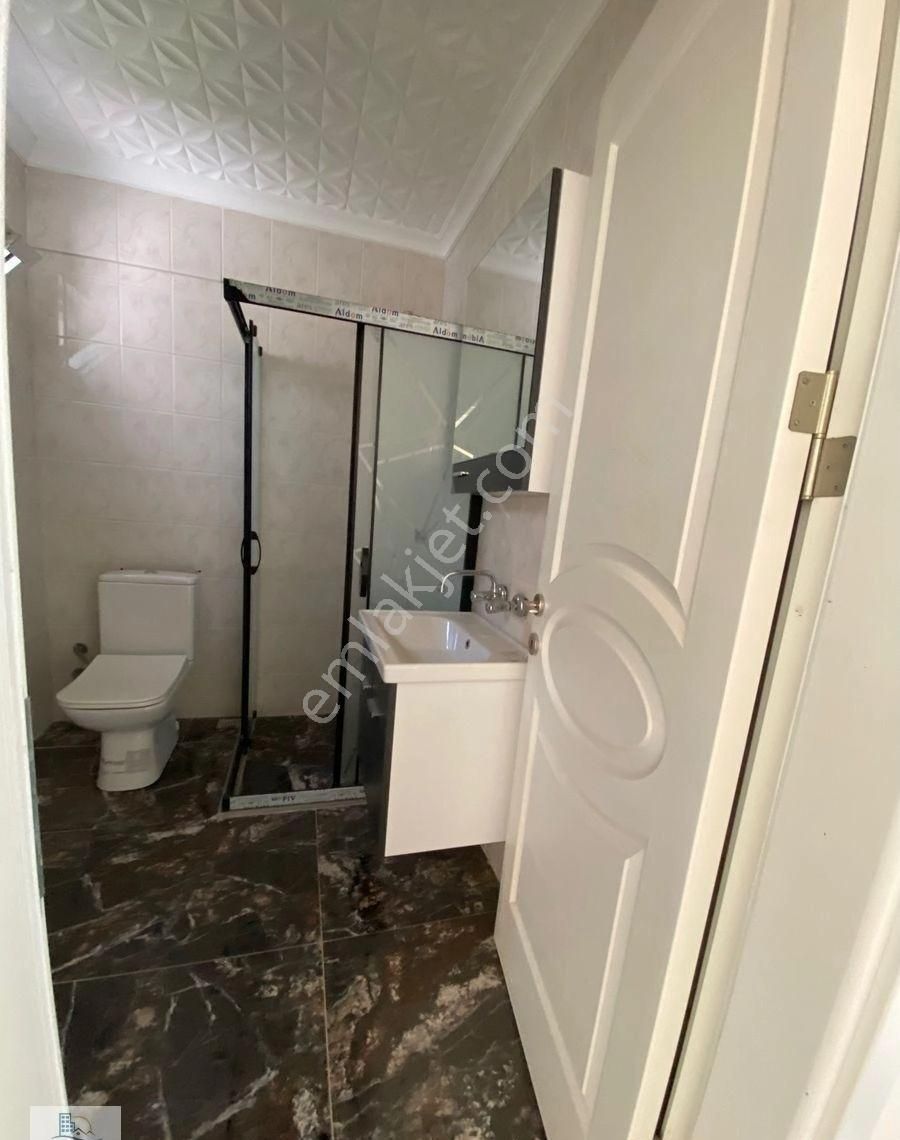 Altınkumda Denize Yürüme Mesafesinde Site İçerisinde Bahçeli Geniş Teraslı 3+1 Villa - Görsel 35