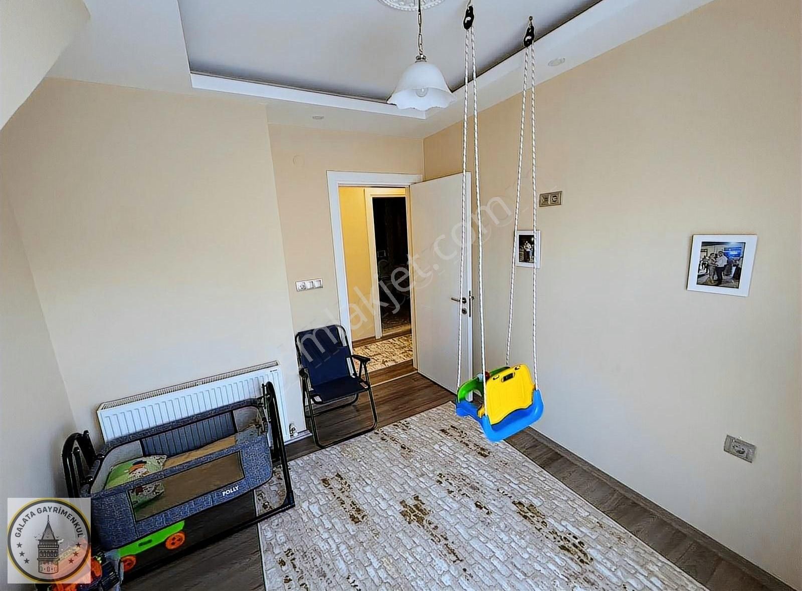 Galata; Dan Söke Çeltikçi Mah De 200 M² Dubleks 5+1 Daire - Görsel 7