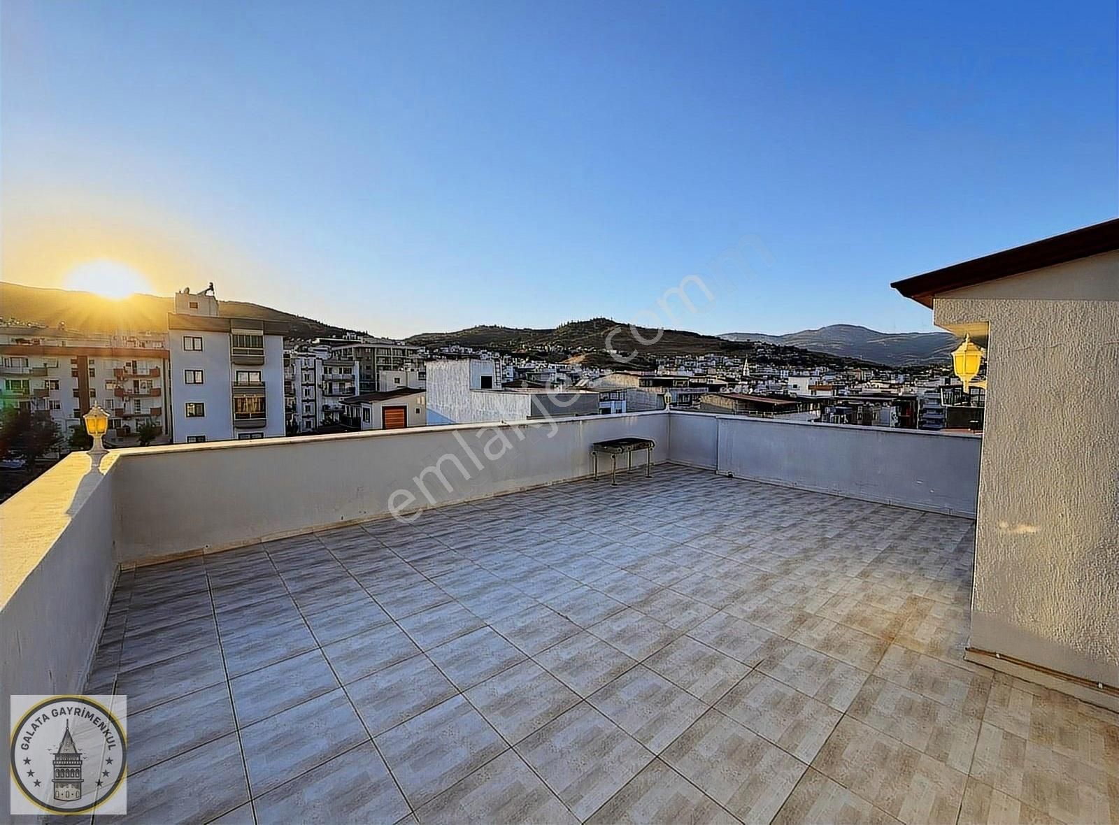 Galata; Dan Söke Çeltikçi Mah De 200 M² Dubleks 5+1 Daire - Görsel 16