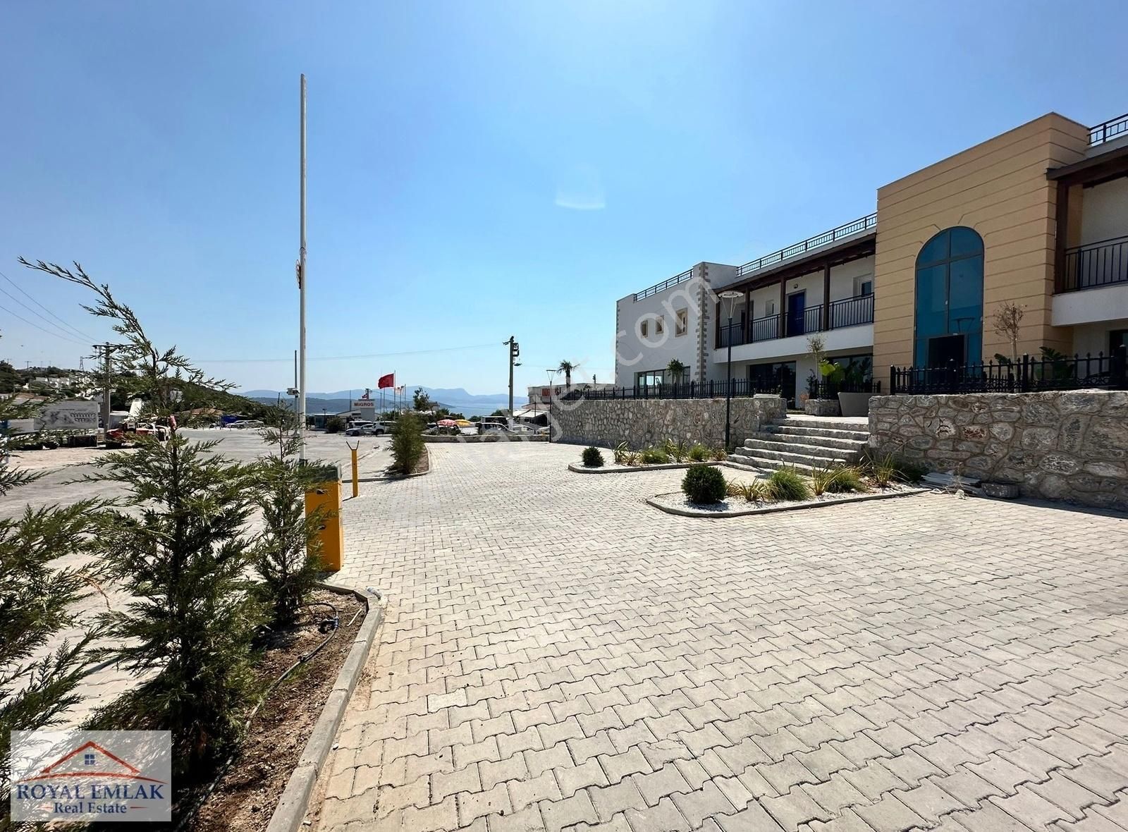 Cadde Üstü Satılık Daire, Dükkan Ve Ofis İçin Uygun - Görsel 30