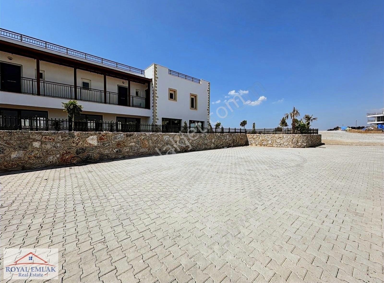 Cadde Üstü Satılık Daire, Dükkan Ve Ofis İçin Uygun - Görsel 24