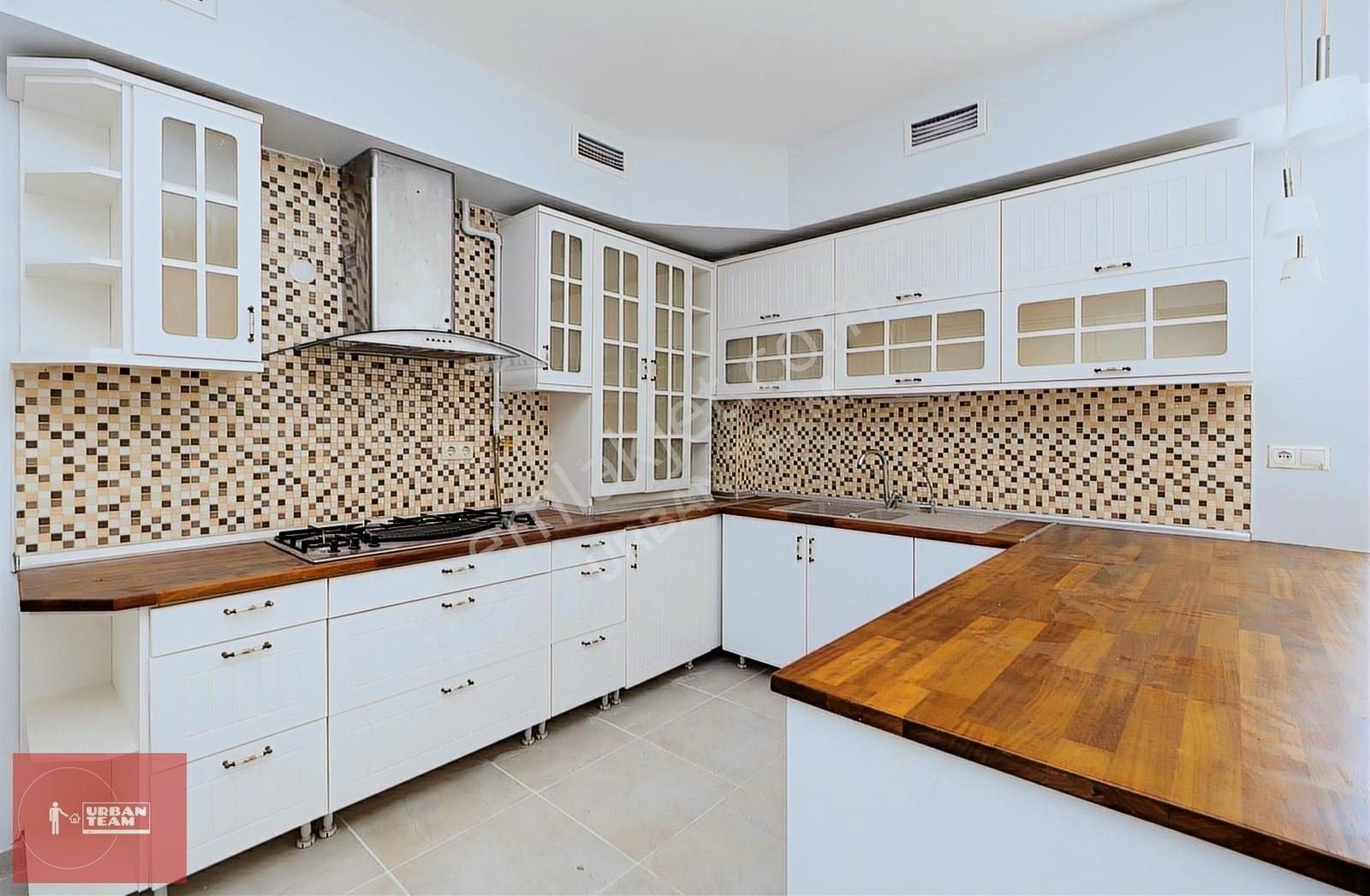 Kurtköy Çamlık Gardenpark Sitesi Bahçeli 5+2 Eşsiz Satılık Villa - Görsel 21