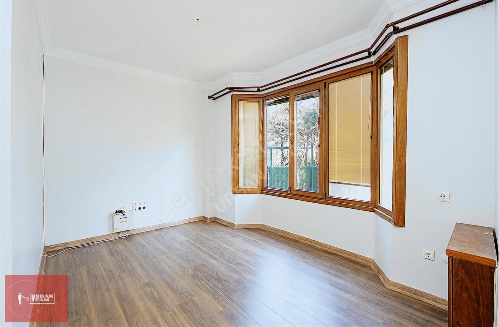 Kurtköy Çamlık Gardenpark Sitesi Bahçeli 5+2 Eşsiz Satılık Villa - Görsel 24