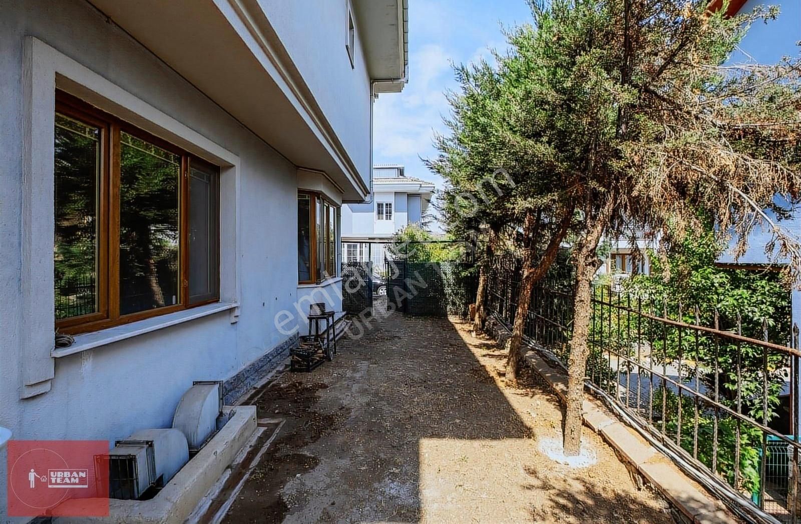 Kurtköy Çamlık Gardenpark Sitesi Bahçeli 5+2 Eşsiz Satılık Villa - Görsel 26